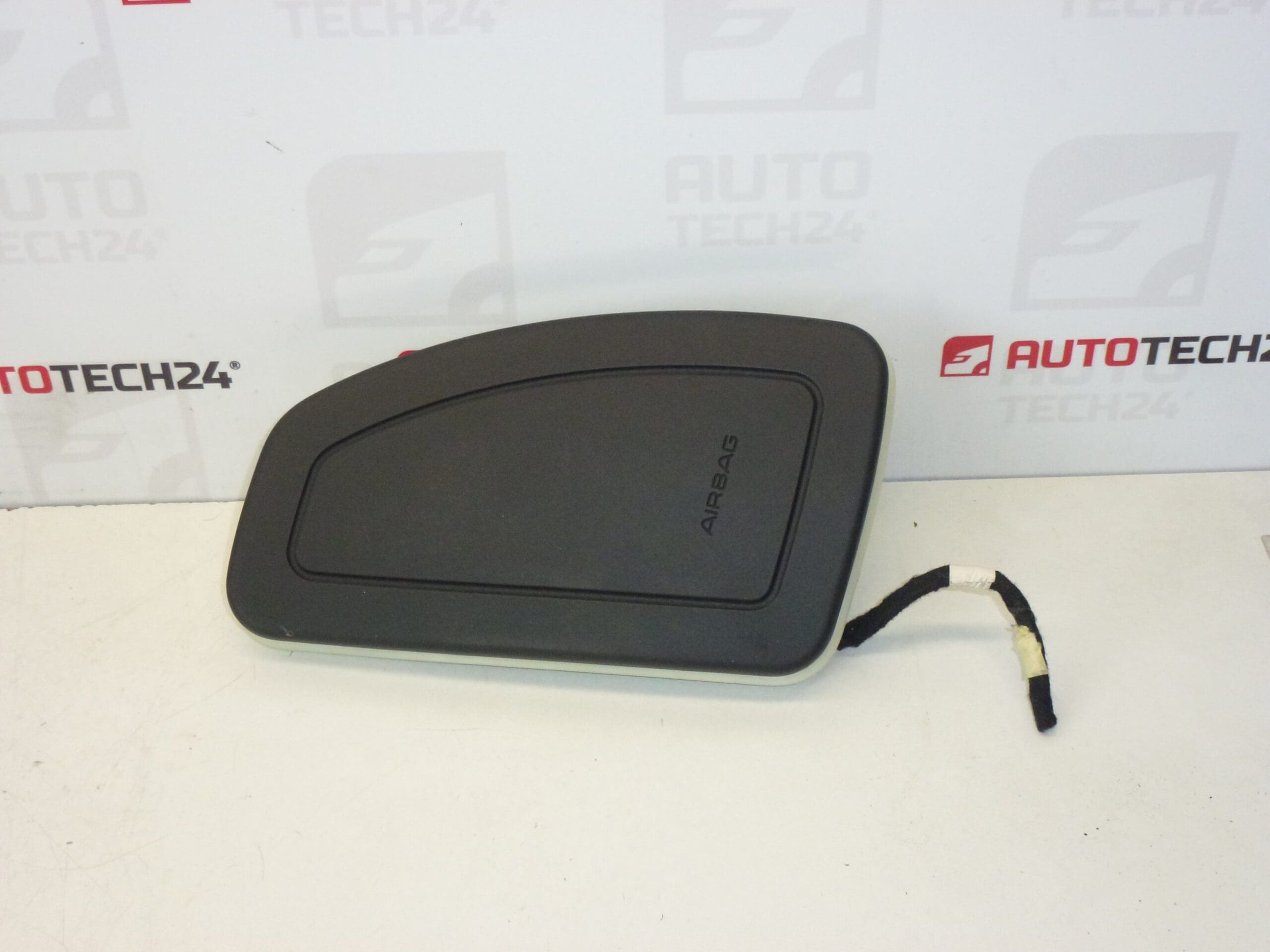 Poduszka powietrzna prawa Peugeot 407 96532615ZD 8216EZ