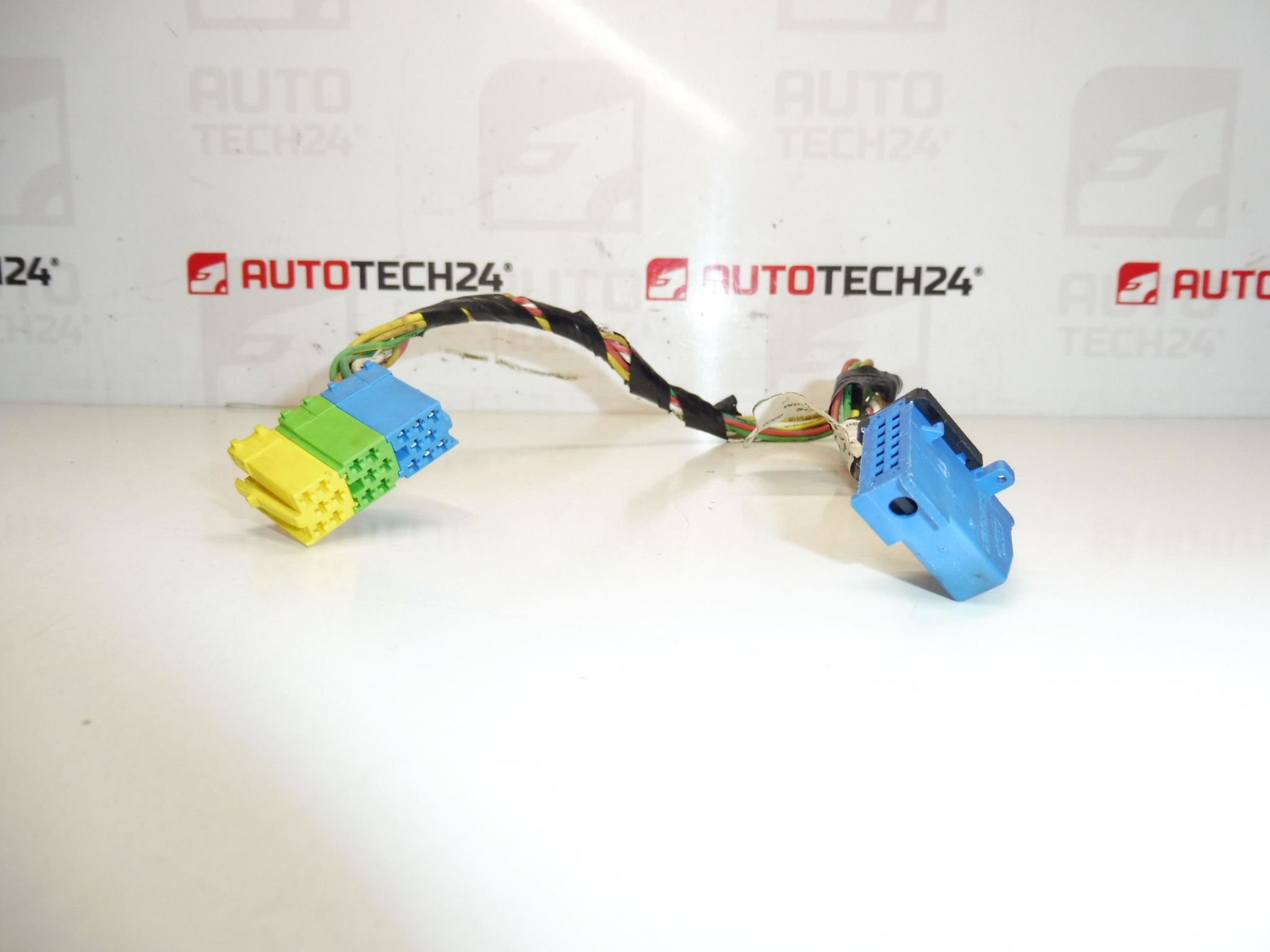 Wiązka do zmieniarki CD Citroen Peugeot 9642532680