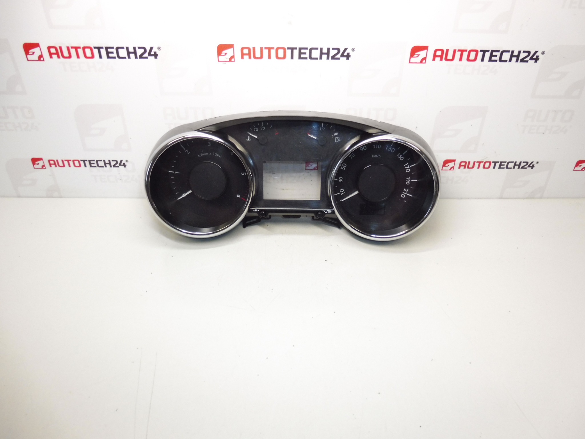 Prędkościomierz 201000km Peugeot 3008 5008 9666276380 9805170680 6103Y4