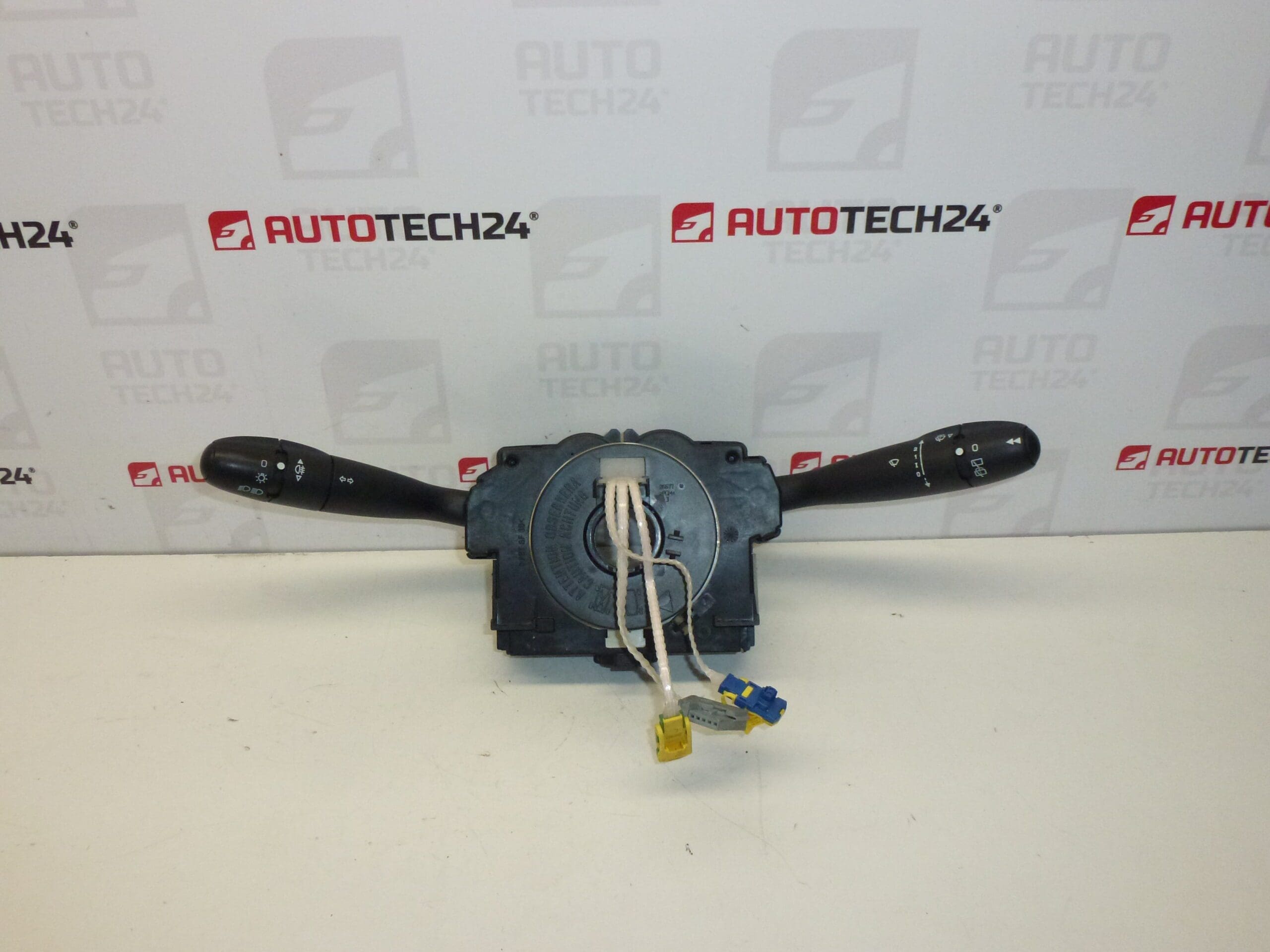 Peugeot 307 Dźwignie sterujące 96563489XT 6242A6