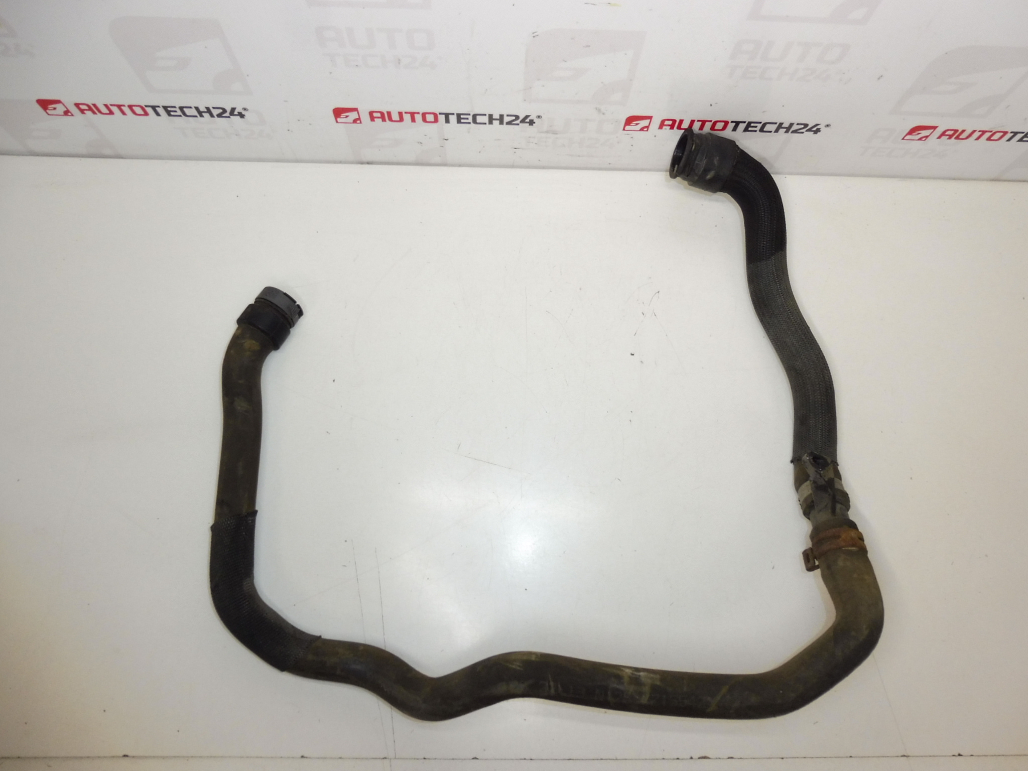 Wąż wodny Citroën Peugeot 1.4 VTI 1.6 VTI 135201 1351NG