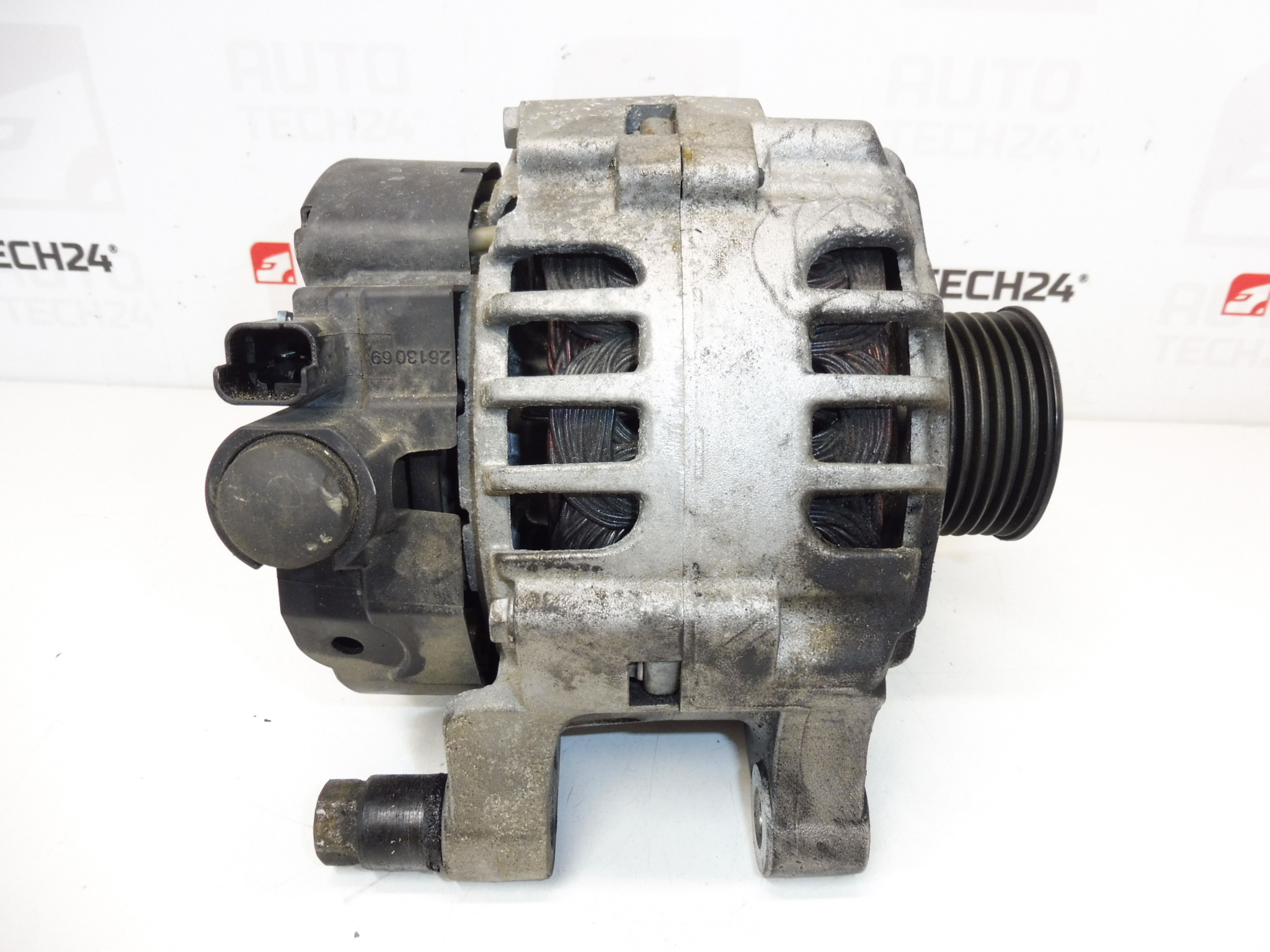 Alternator Valeo CL8+ Citroën Peugeot 9649611380 TG9B064 5705AZ