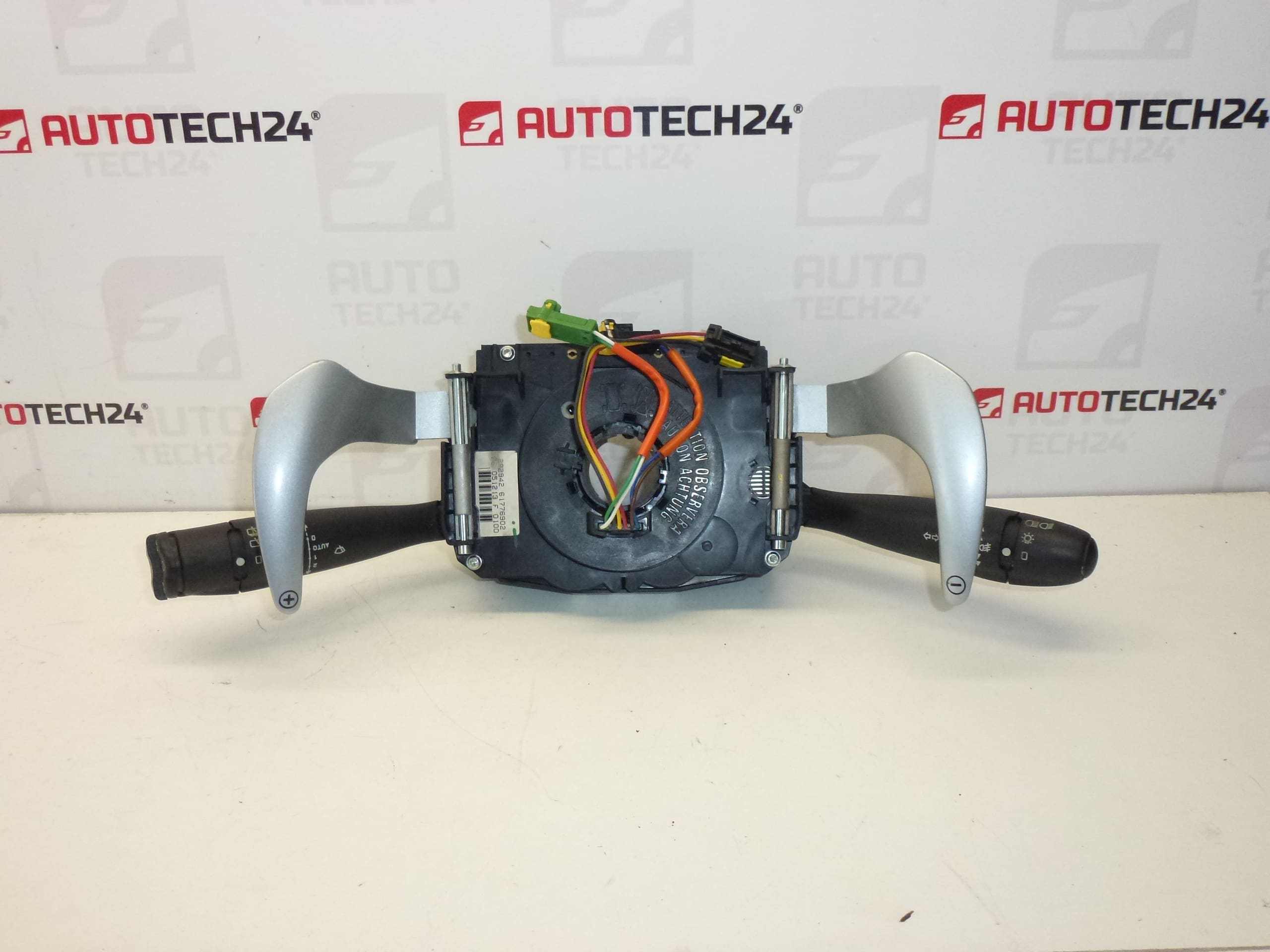 Citroën C2 C3 Dźwignie sterujące 96616083XT 6239HW