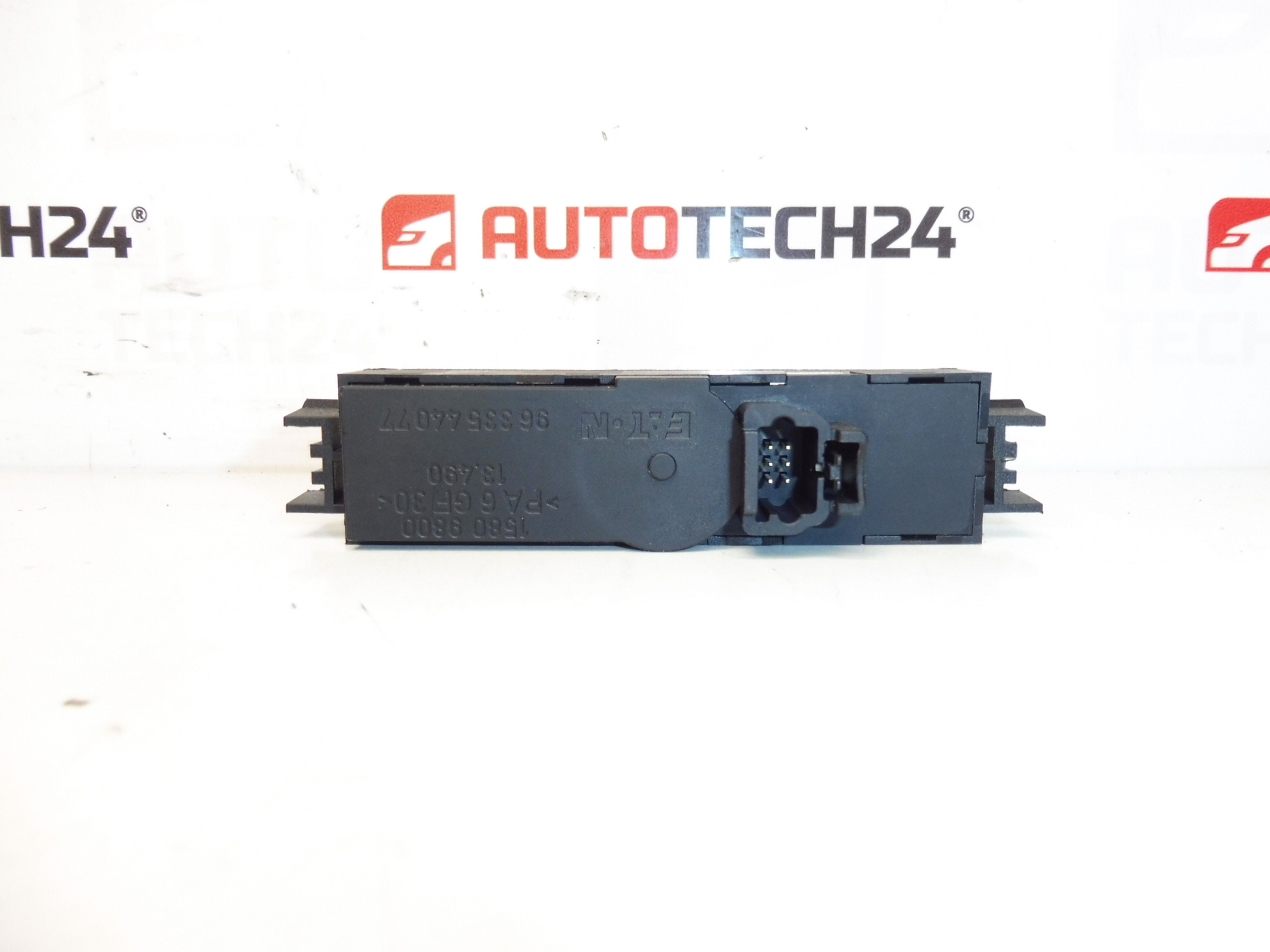 Sterowanie nawigacją Peugeot 607 9633544077 656362