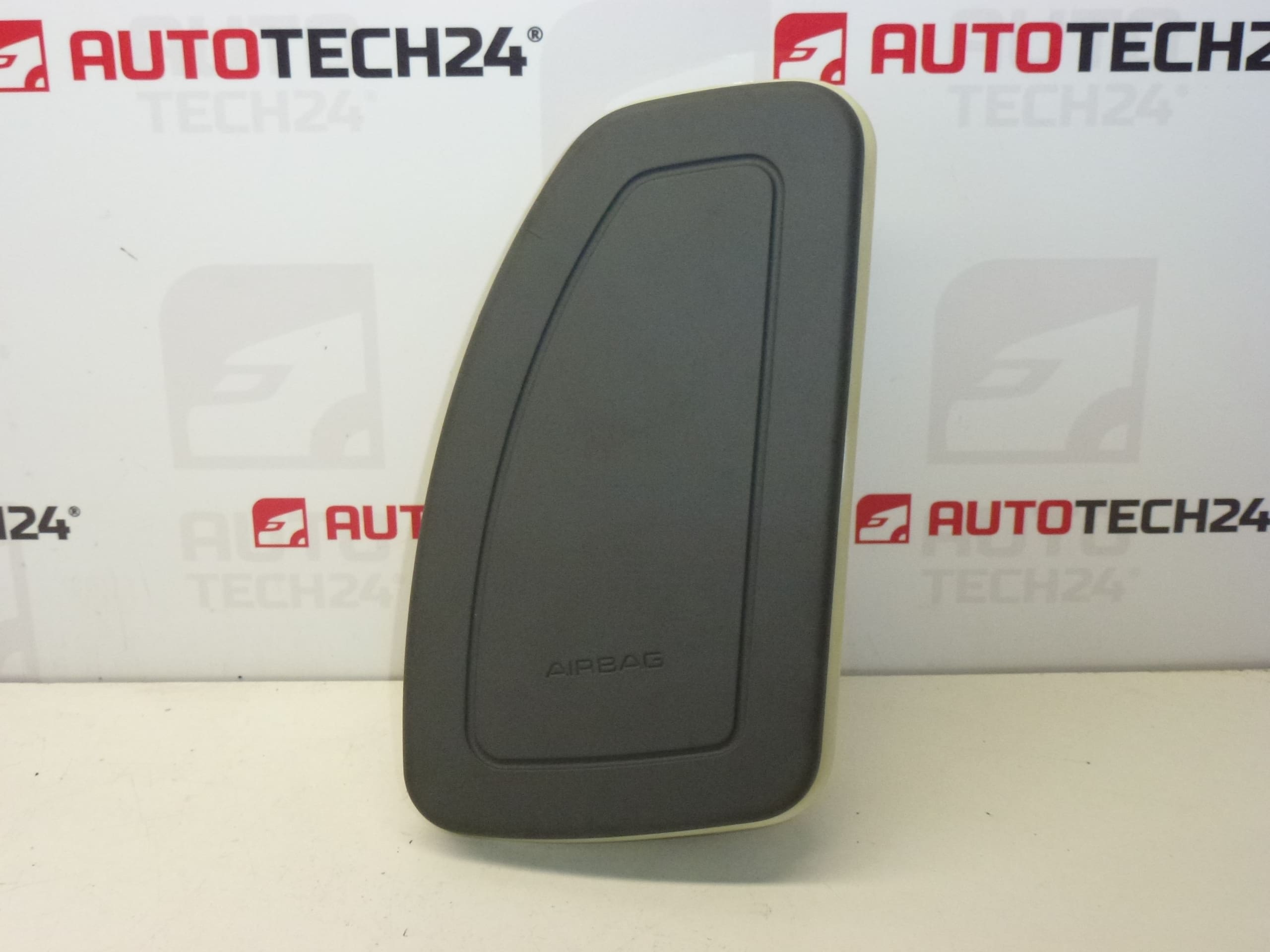 Poduszka powietrzna lewego siedzenia Peugeot 407 96625550ZM 8216QN