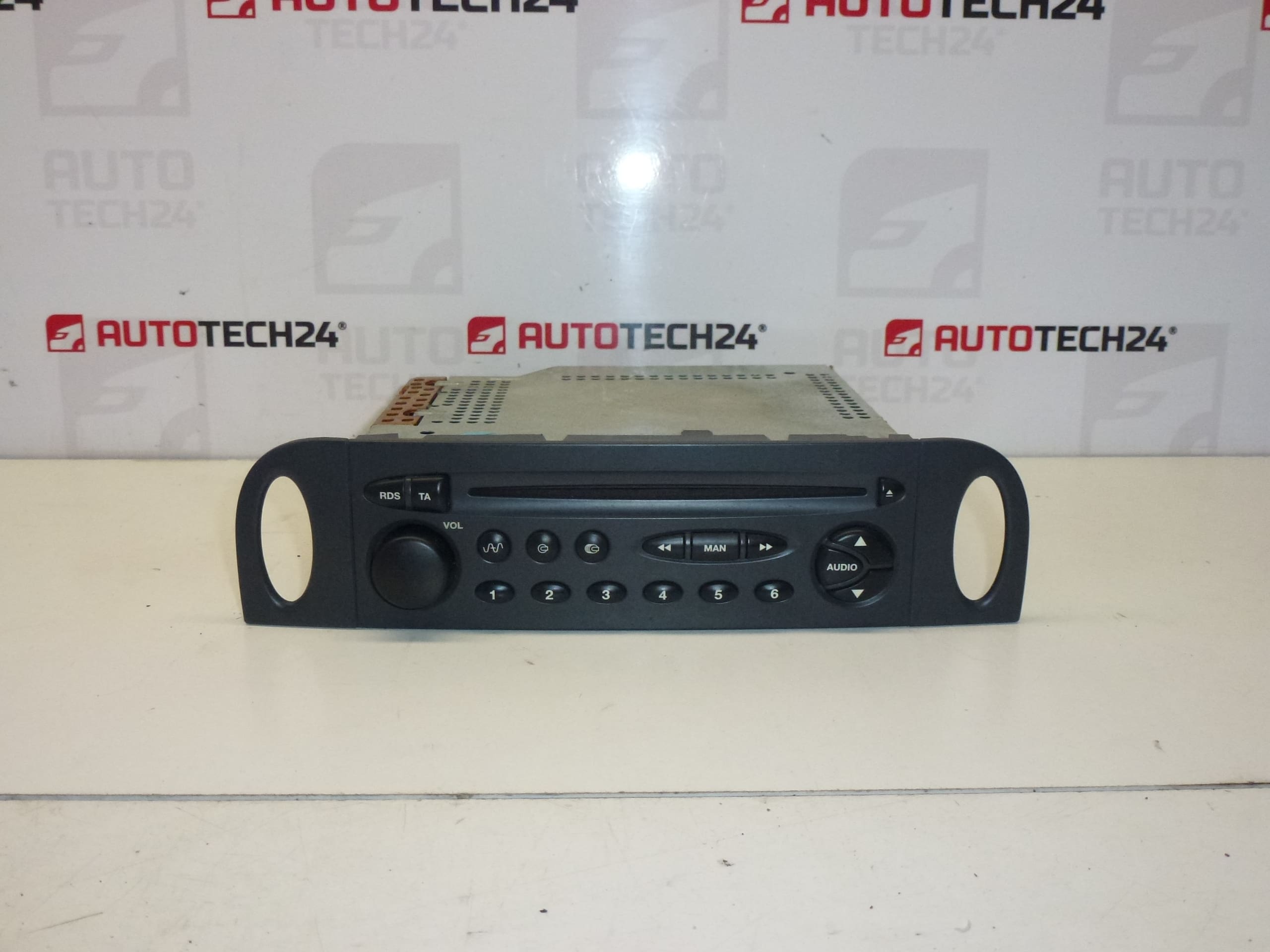 Radio samochodowe z CD RD3 Citroën C5 I 9644321377 00