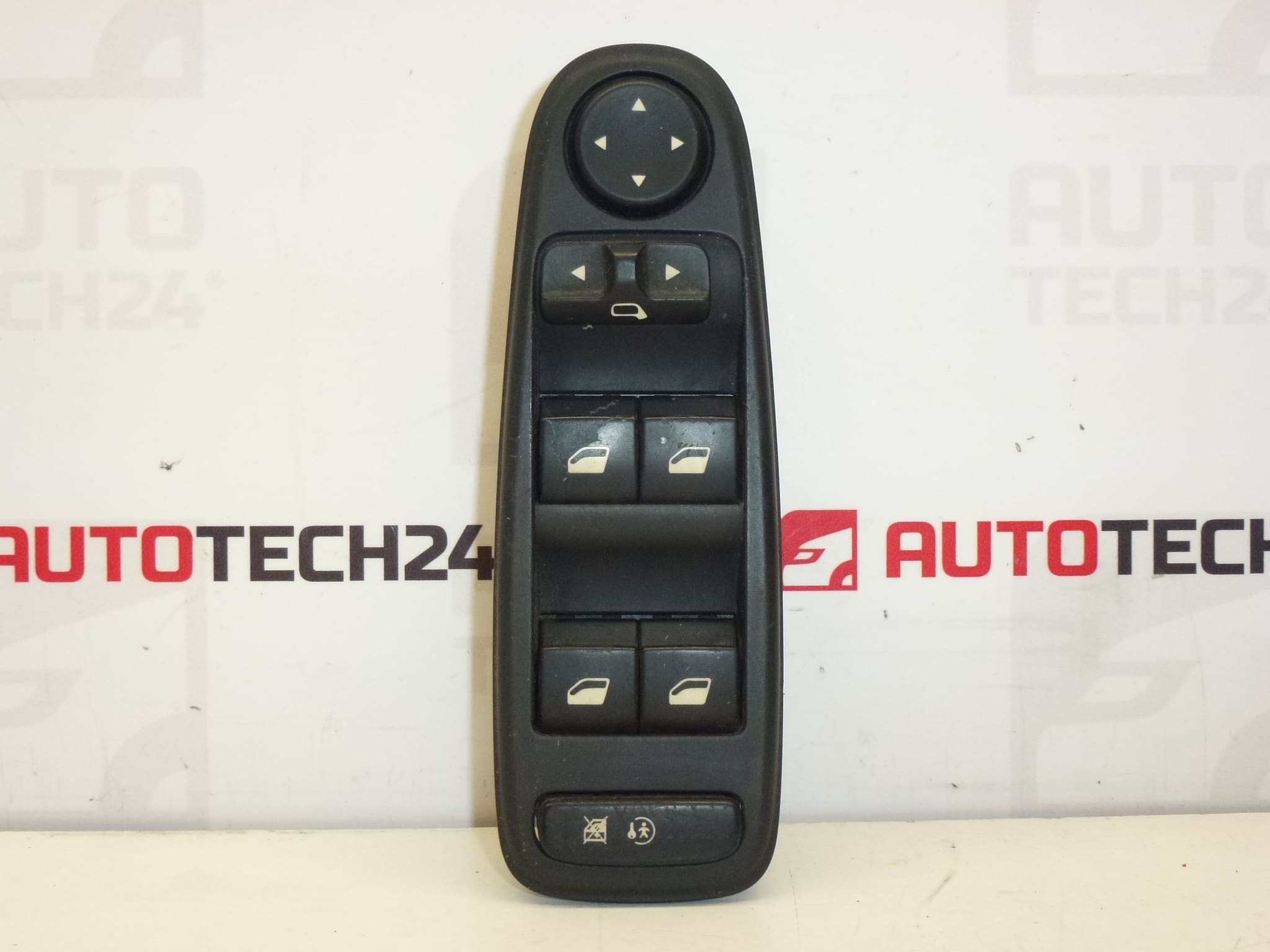 Podnośnik szyby Citroën C4 Picasso 96639382ZD 6554YC