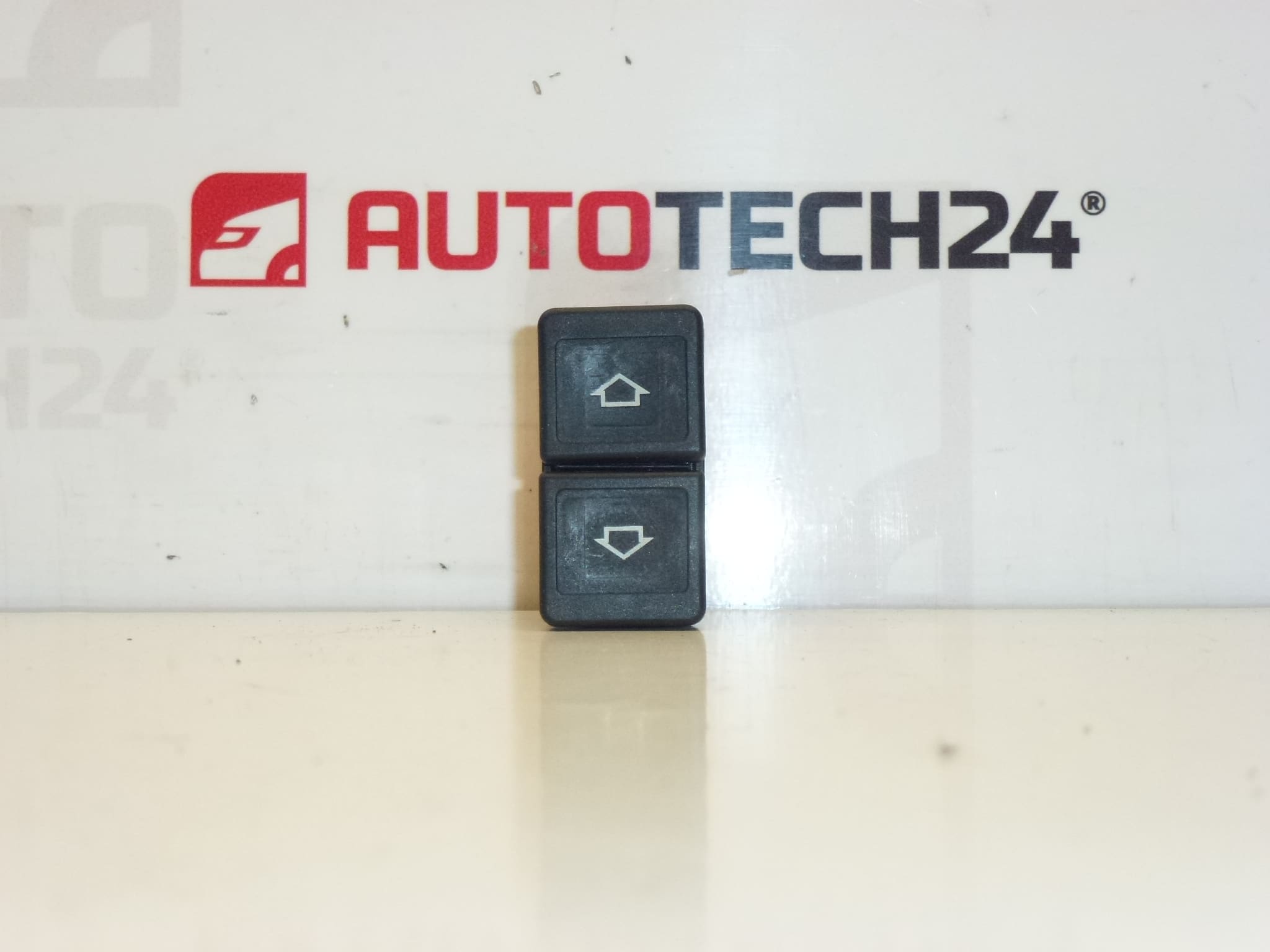 Citroën Xsara Picasso Sterowanie szybą 6554E1