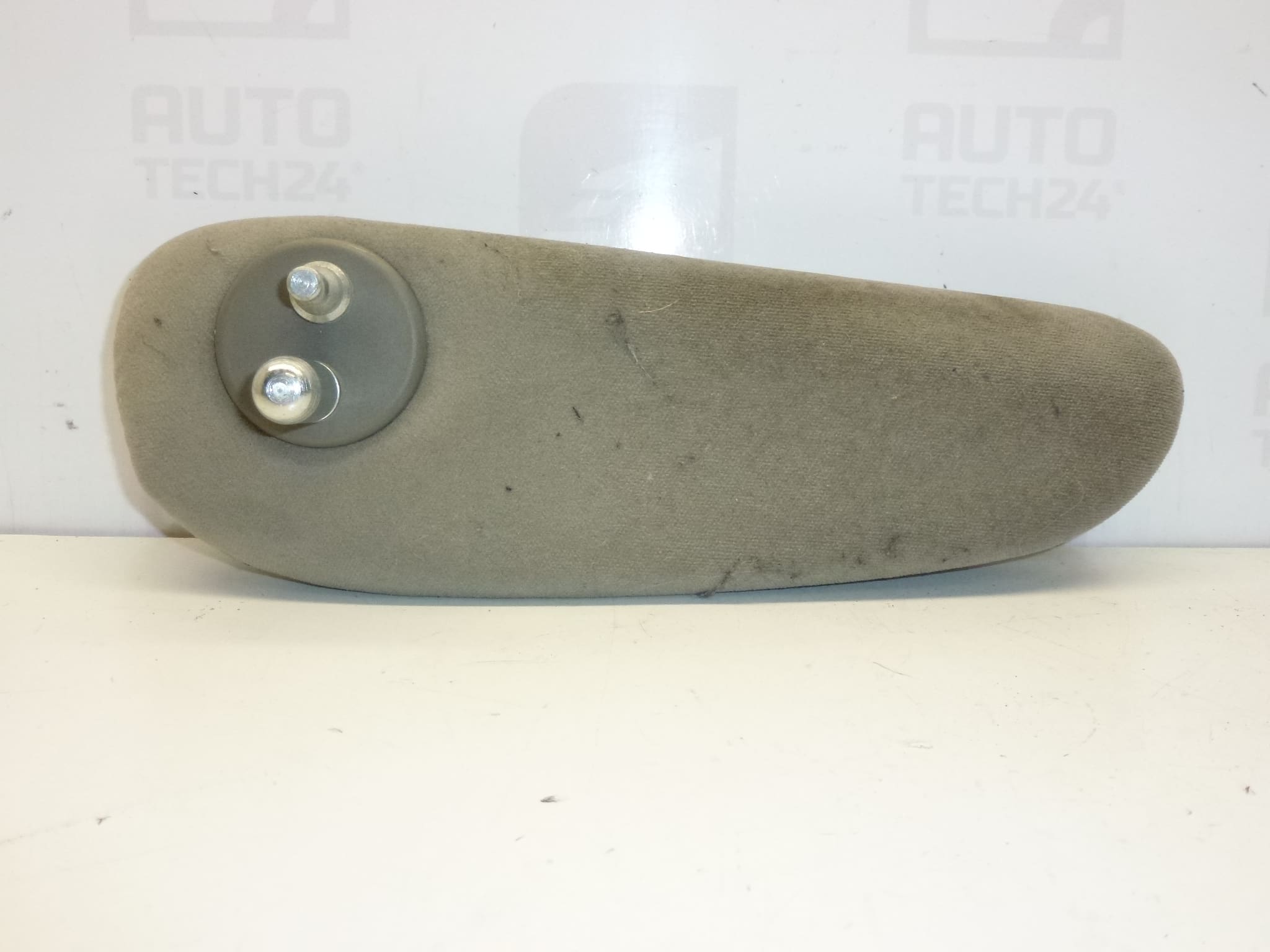 Podłokietnik prawy Citroën Peugeot 883081