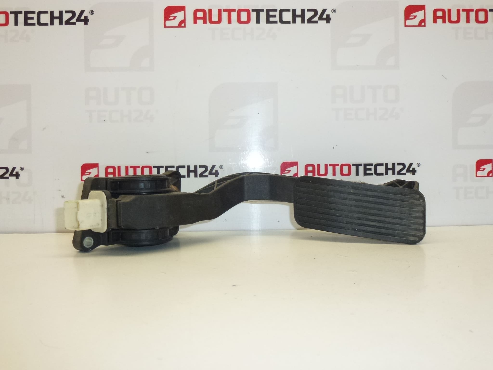 Pedał gazu Citroën Xsara Bosch 0280752243 9643473180 1601L4