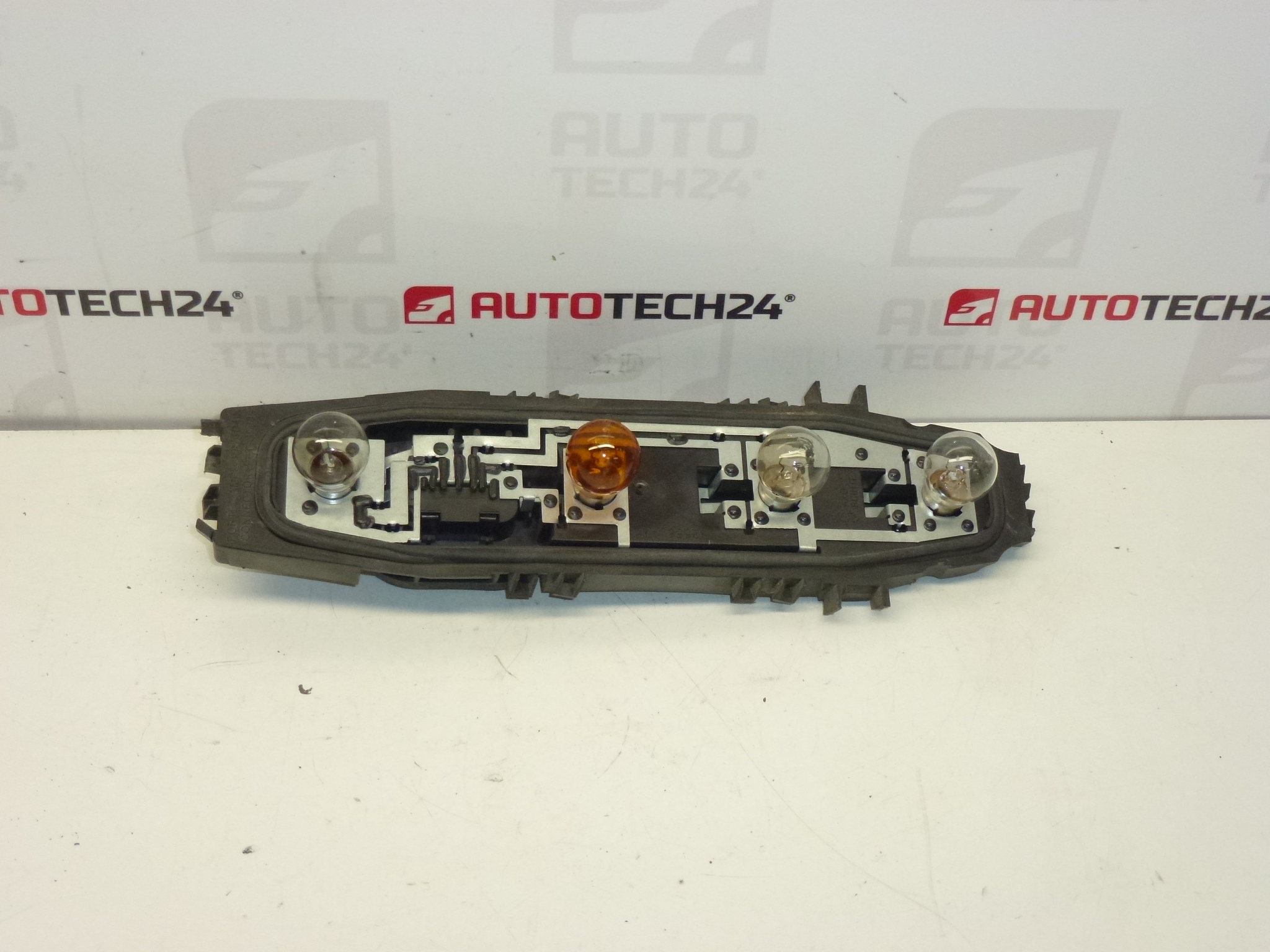 Oprawka lampy tylnej Citroën C3 6350Q3, 6351Q3, 6350X5, 6351X5