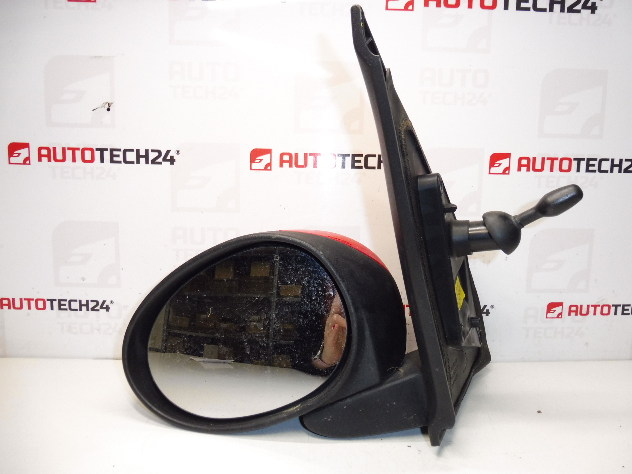 Lusterko lewe czerwone Citroën C1 Peugeot 107 87940-0H010 87940-0H011