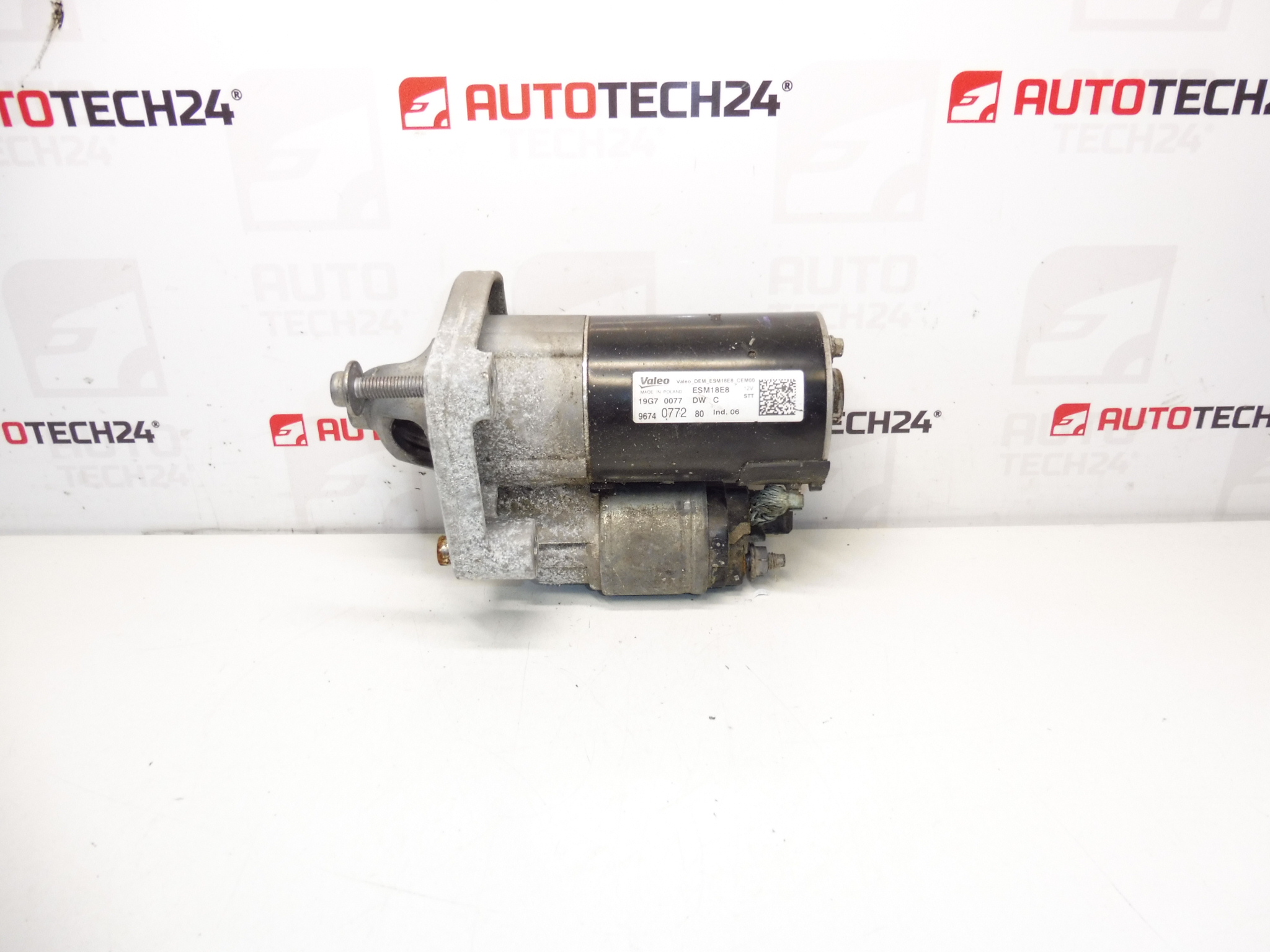 Starter Valeo Citroën Peugeot DS 1.2 ESM18E8 9674077280
