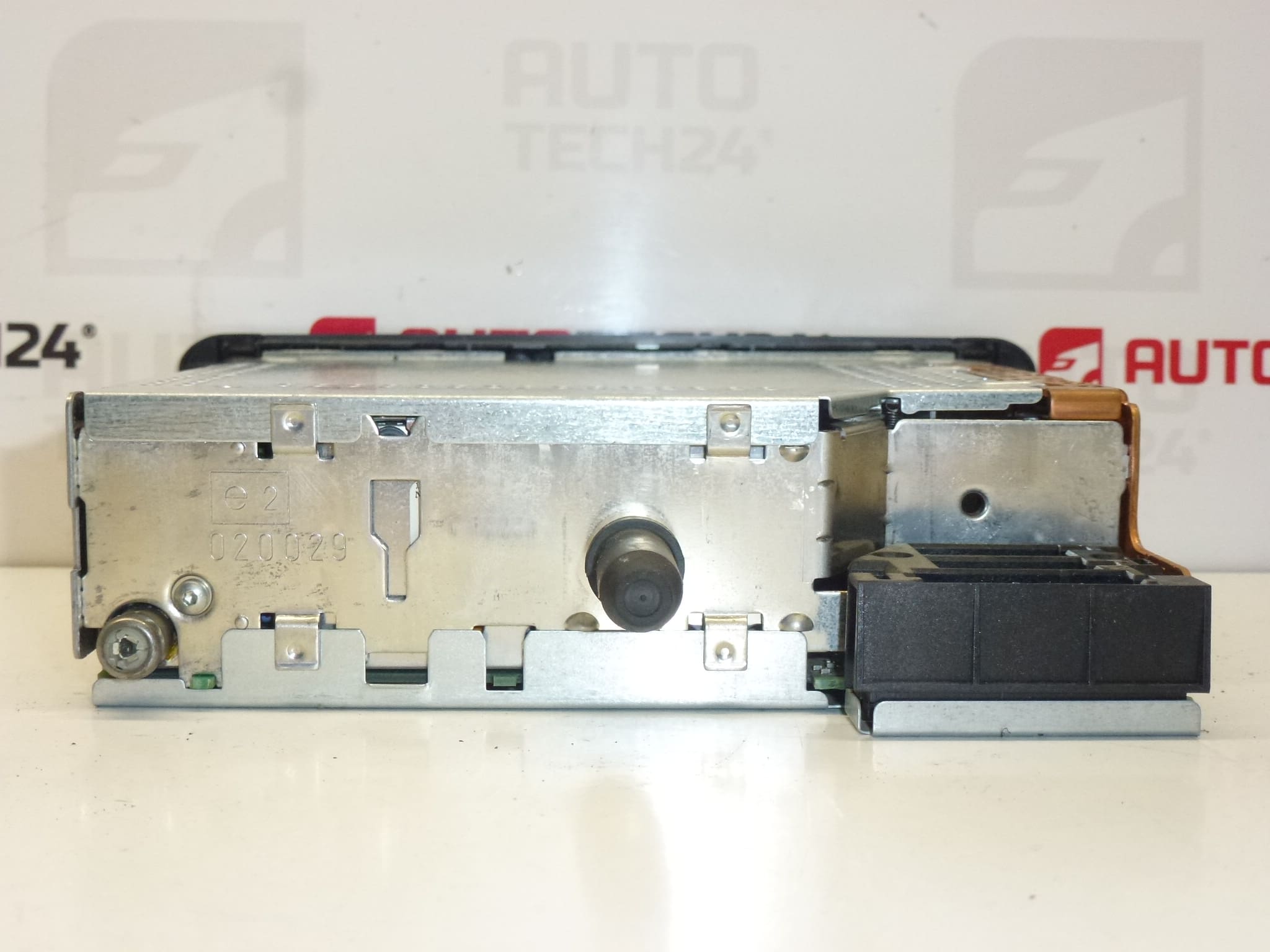 Radio samochodowe Citroën Xsara Picasso 96489433XT