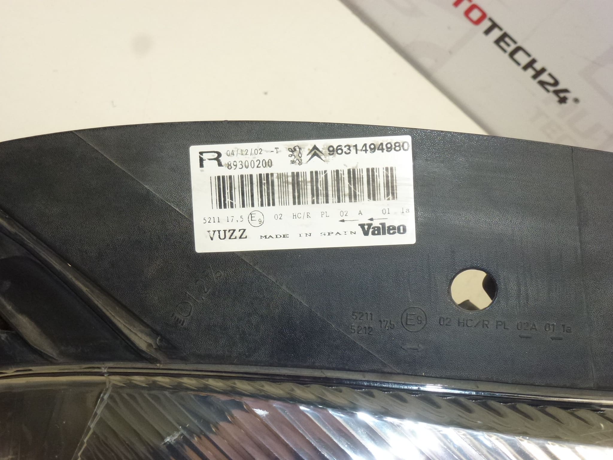 Światło Citroën Xsara Picasso prawy -04 9631494980 6205W0