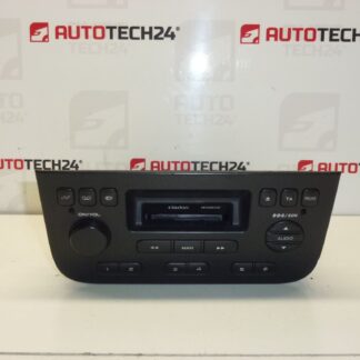 Radio samochodowe z CD Peugeot 406 9636704880 9643180280
