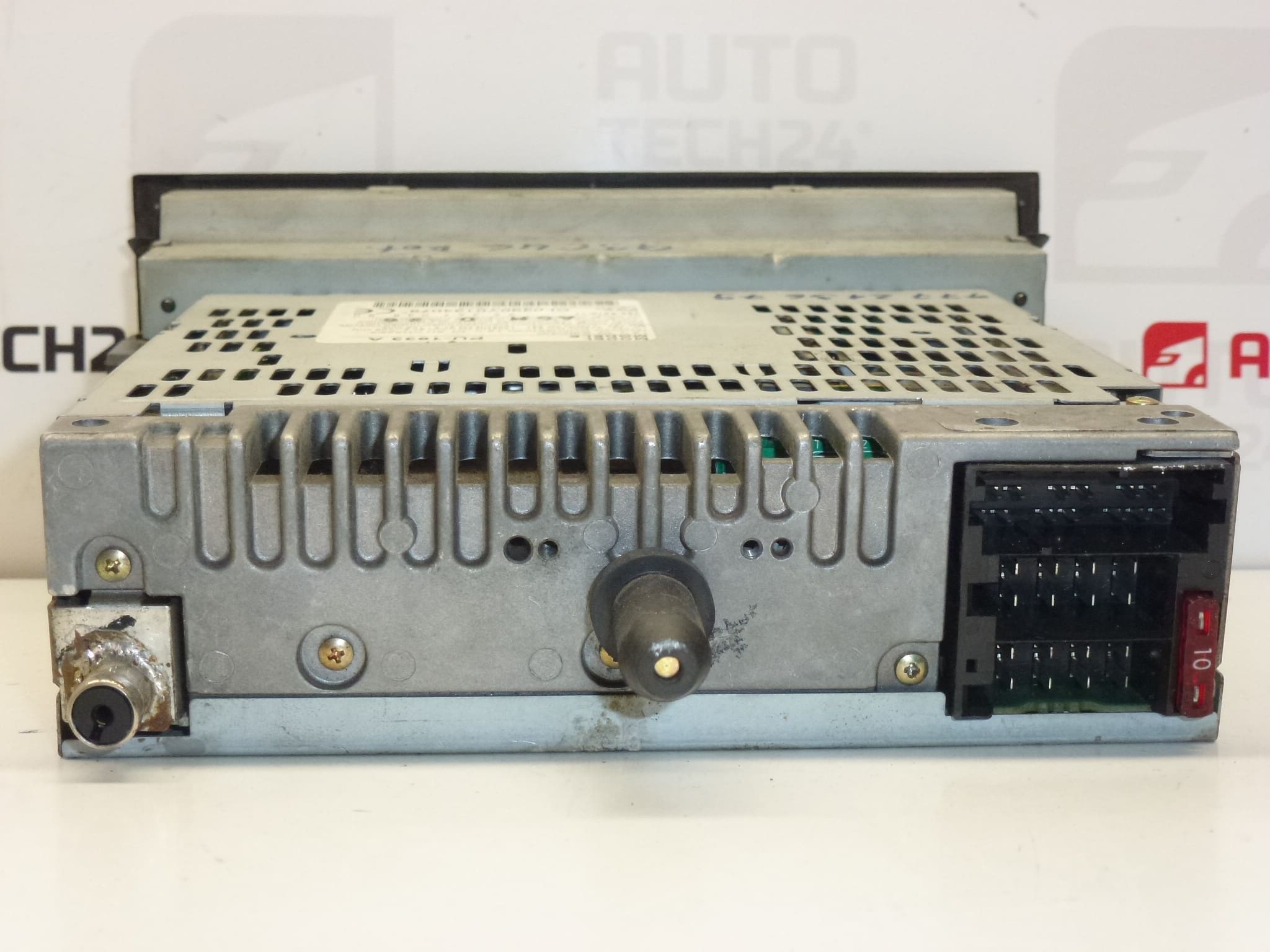 Radio samochodowe z CD Peugeot 406 9636704880 9643180280