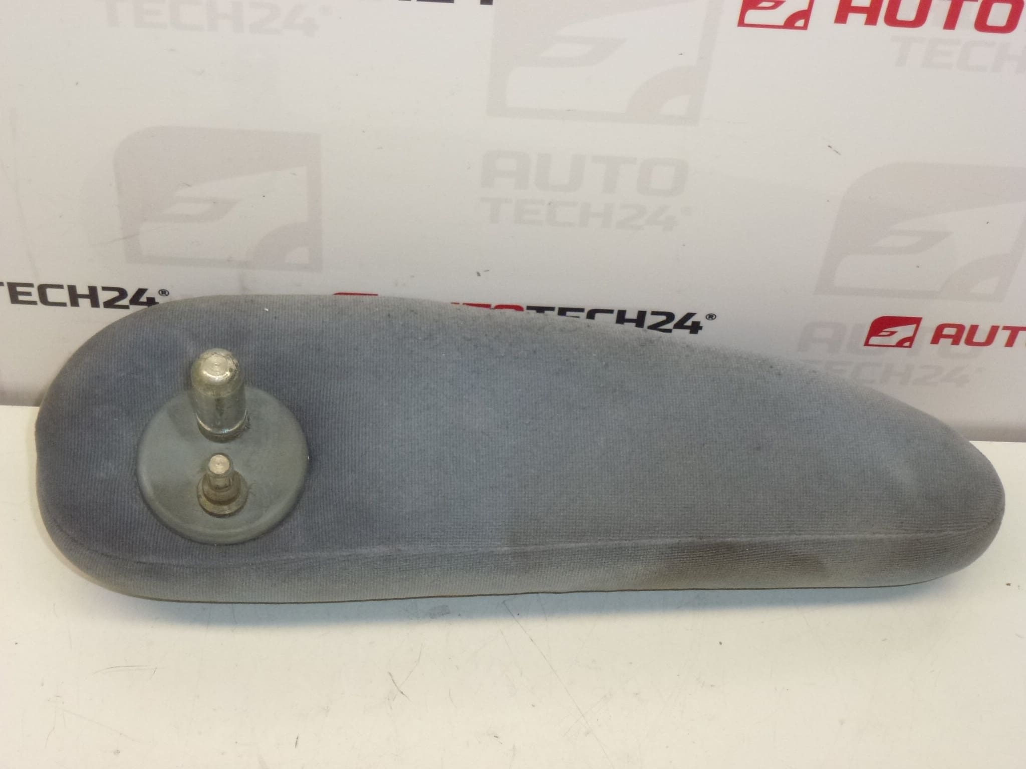 Podłokietnik lewy Citroën Peugeot 883085