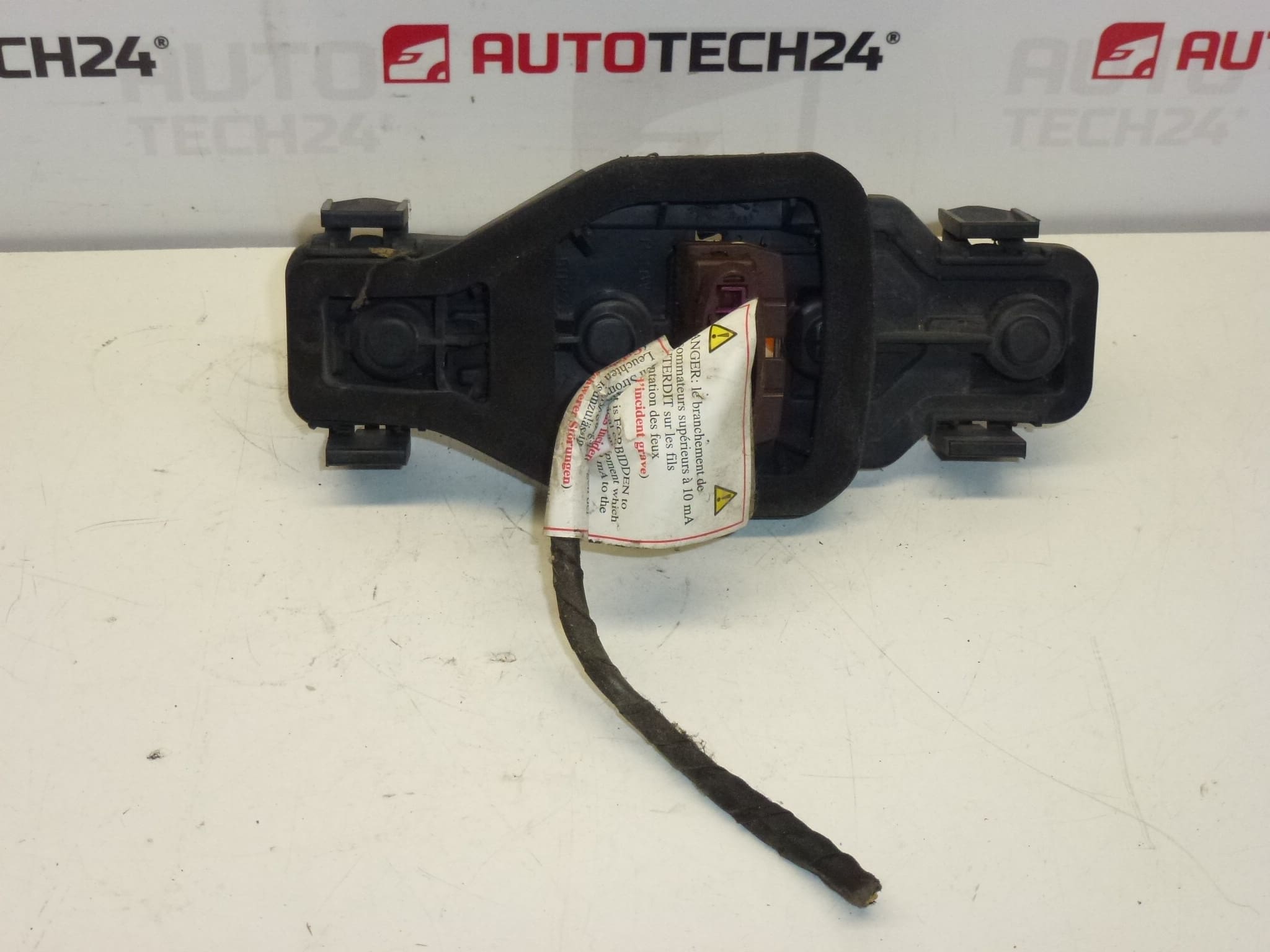 Gniazdo żarówki z przewodem Citroën Peugeot 634679