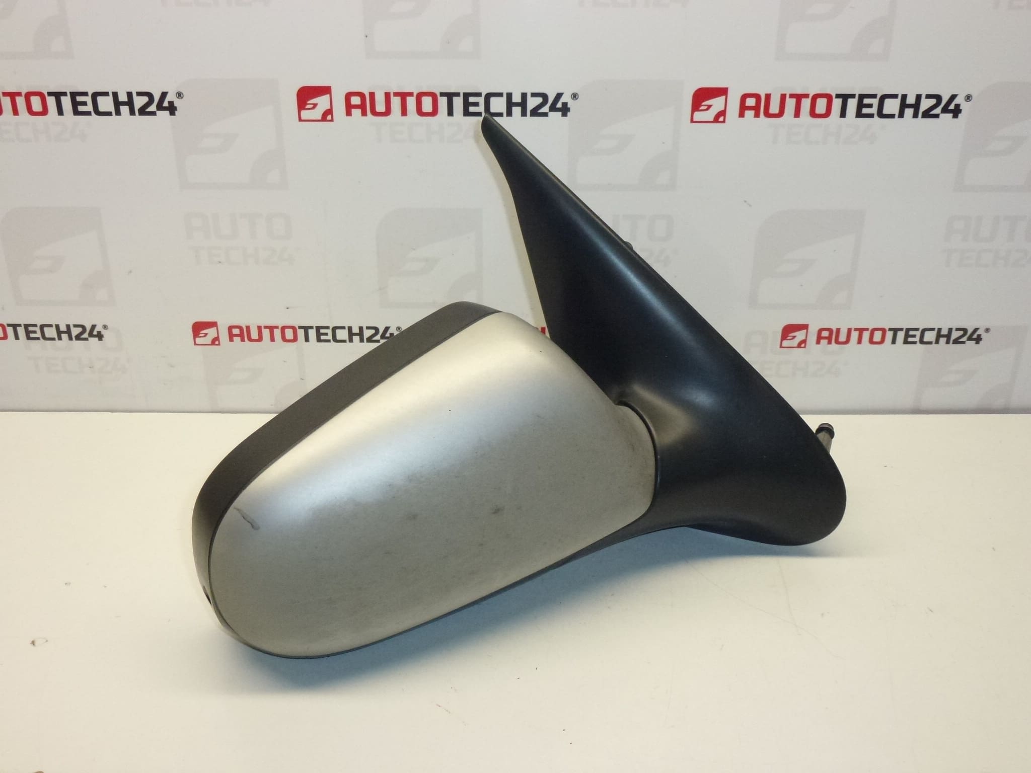 Lusterko prawe Citroën Xsara EZRC 8148TH