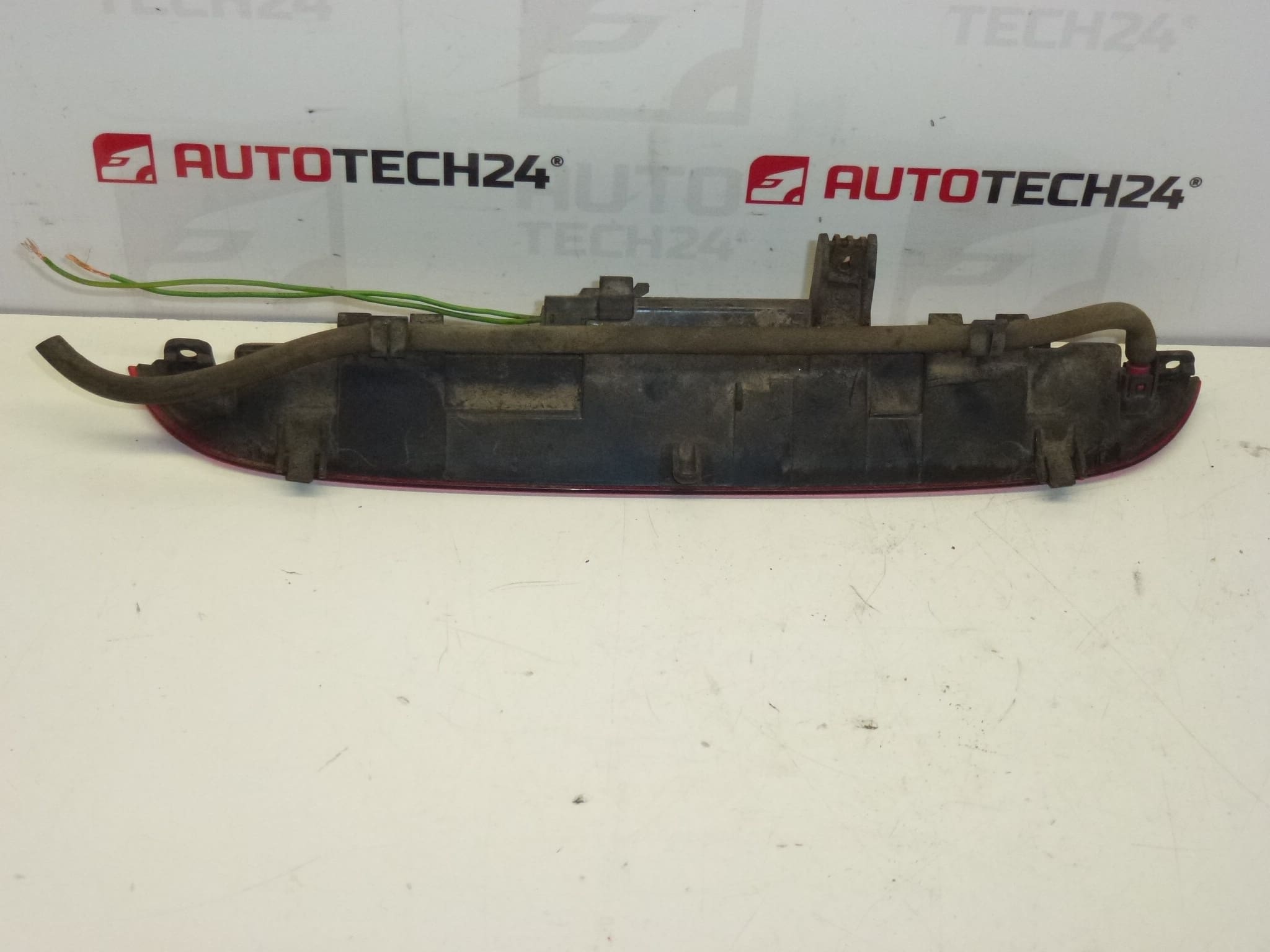 Trzecie światło hamowania Peugeot 206 Kombi 89028701 6351Q0