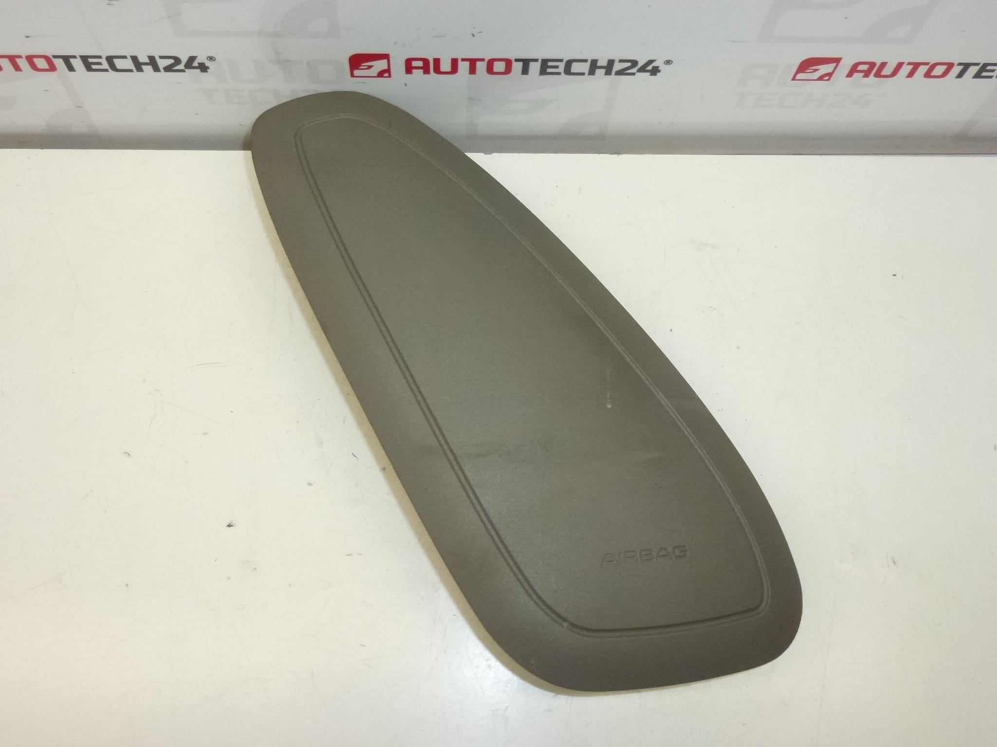 Poduszka powietrzna prawa Citroën Xsara Picasso 96472198GW 8216S5