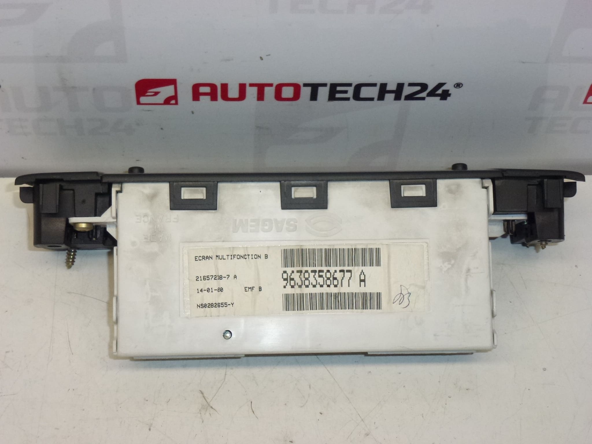 Wyświetlacz radia i komputera Peugeot 406 9638358677 6155P8