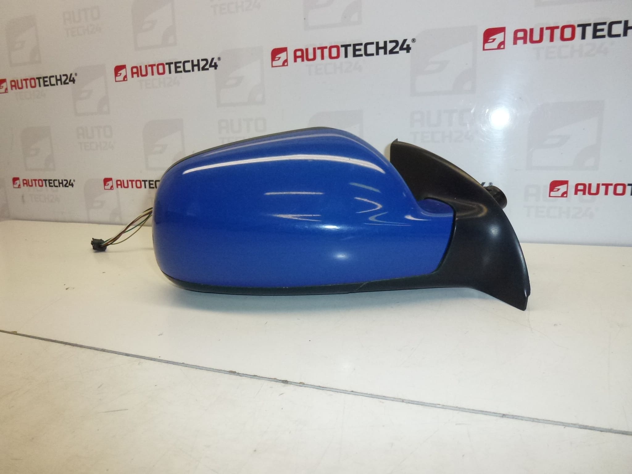 Lusterko prawe Peugeot 307 EGJB 8149AX