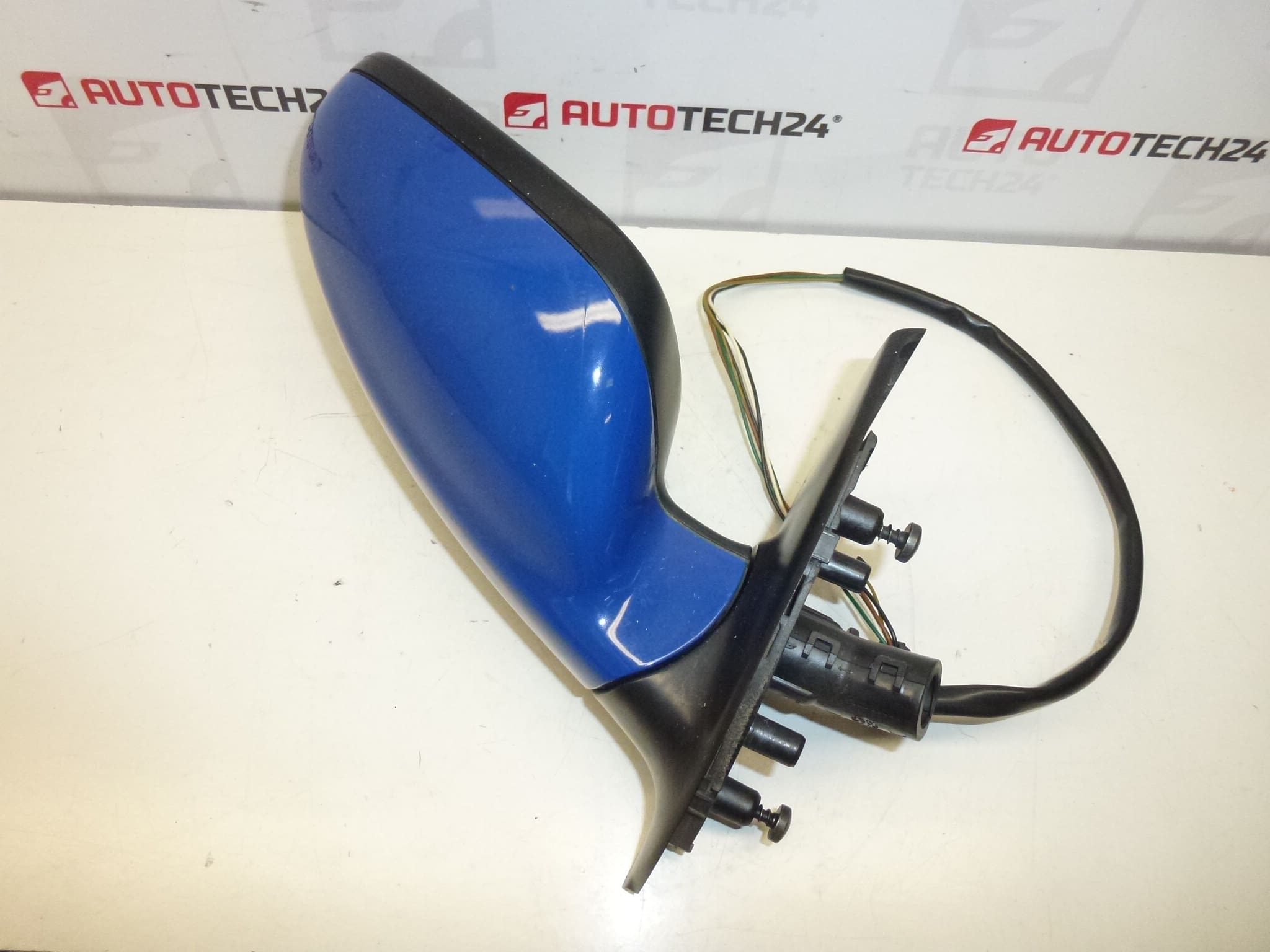 Lusterko prawe Peugeot 307 EGJB 8149AX