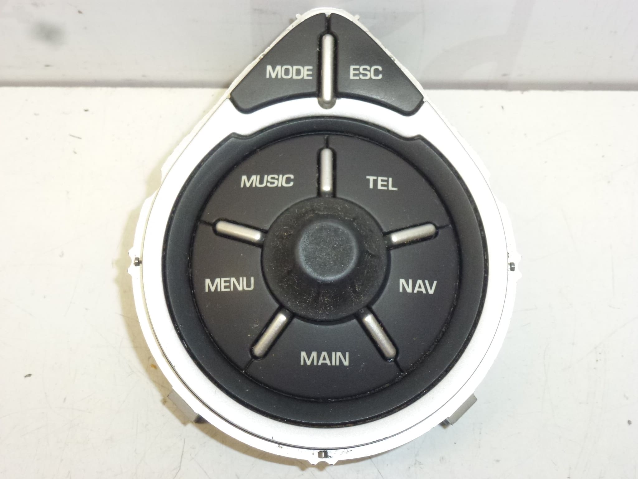 Citroën Peugeot Kierowca nawigacji 1489677077 6563S1