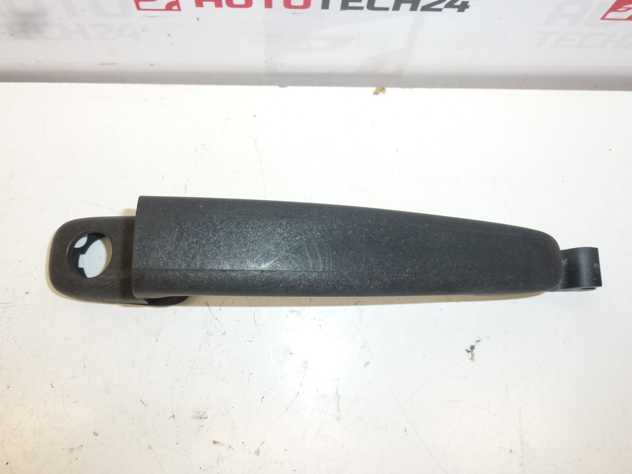 Klamka Citroën Peugeot czarna 9101W3