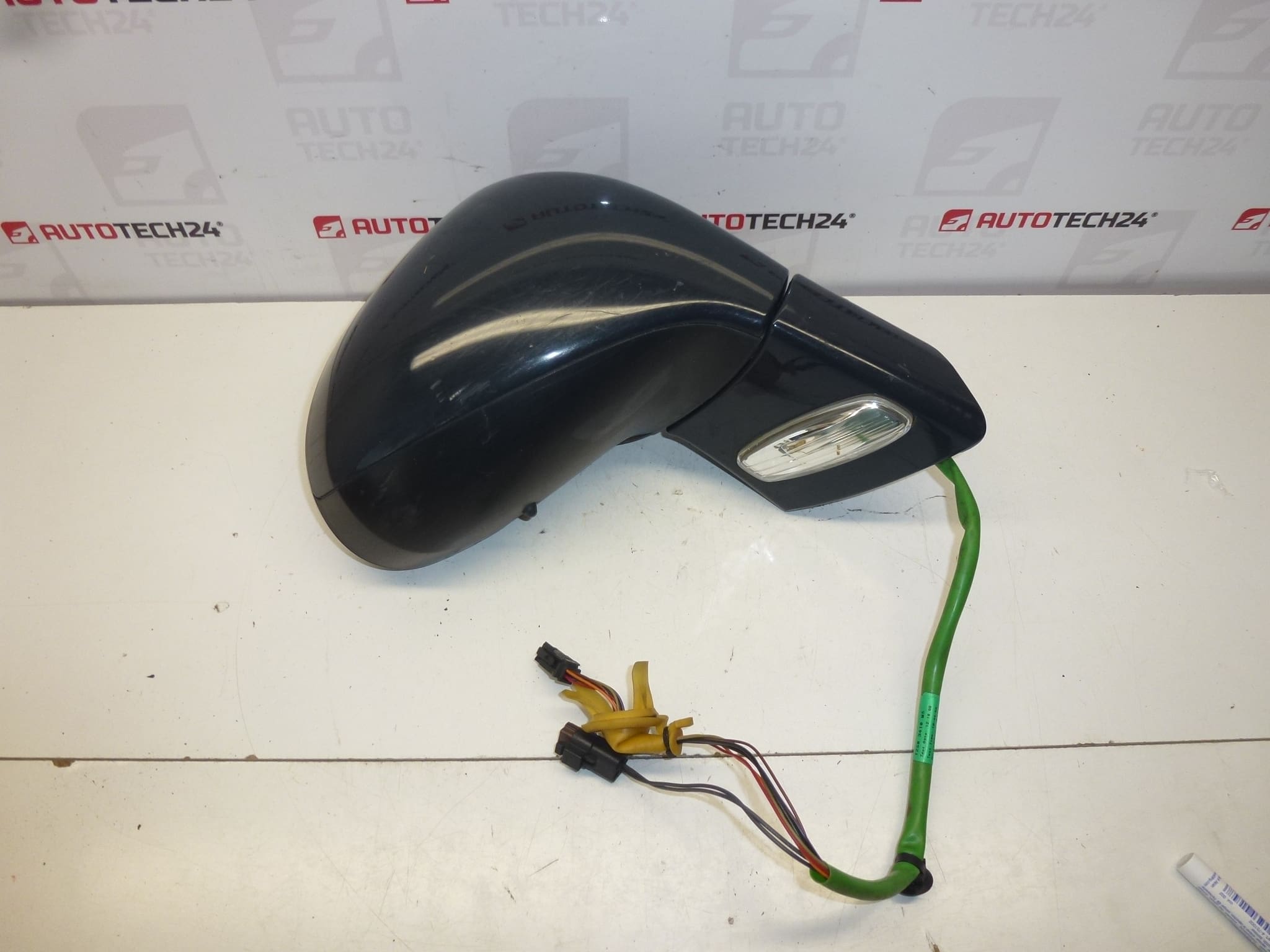 Lusterko prawe Peugeot 308 KTGA 8153NC