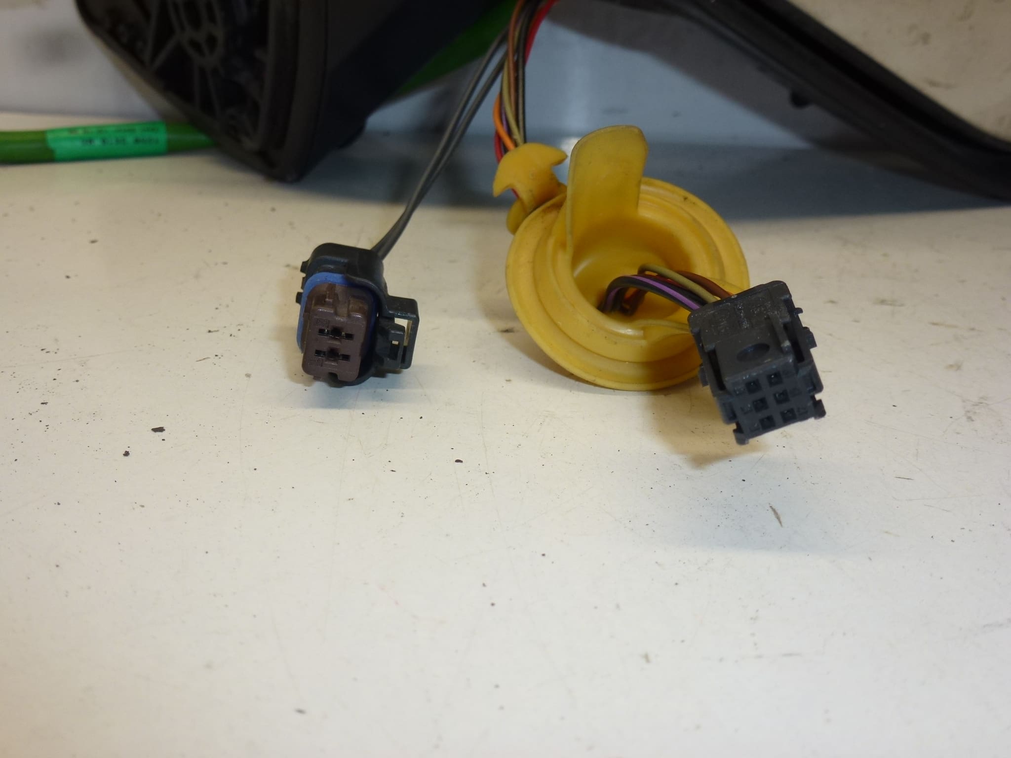 Lusterko prawe Peugeot 308 KTGA 8153NC