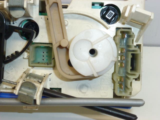 Sterowanie ogrzewaniem Citroën Berlingo Peugeot Partner 030808E 6451EE