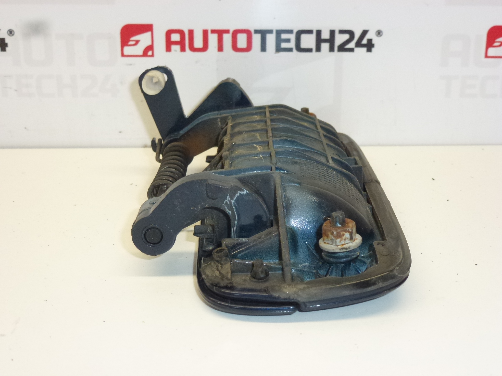 Klamka lewa tylna Peugeot KMPD 9101H4 9621859477