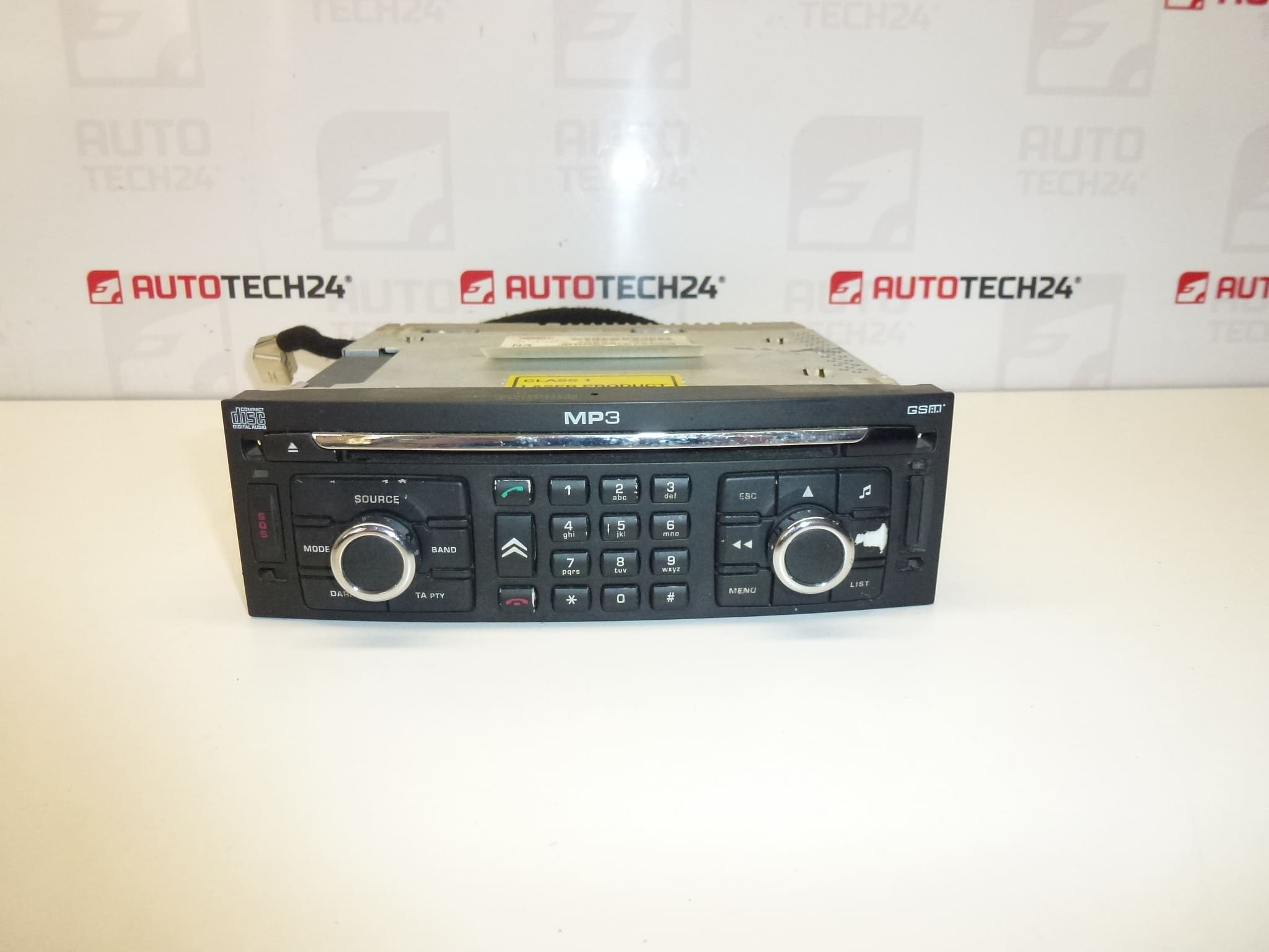 Radio samochodowe Citroën Peugeot RT3-B5-N3 96640239XT 6574T8