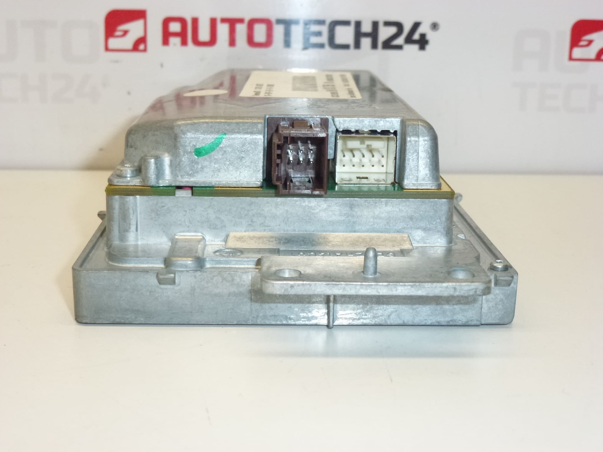 Wyświetlacz nawigacji i komputera pokładowego Citroën C4 9661375880 6593Q4