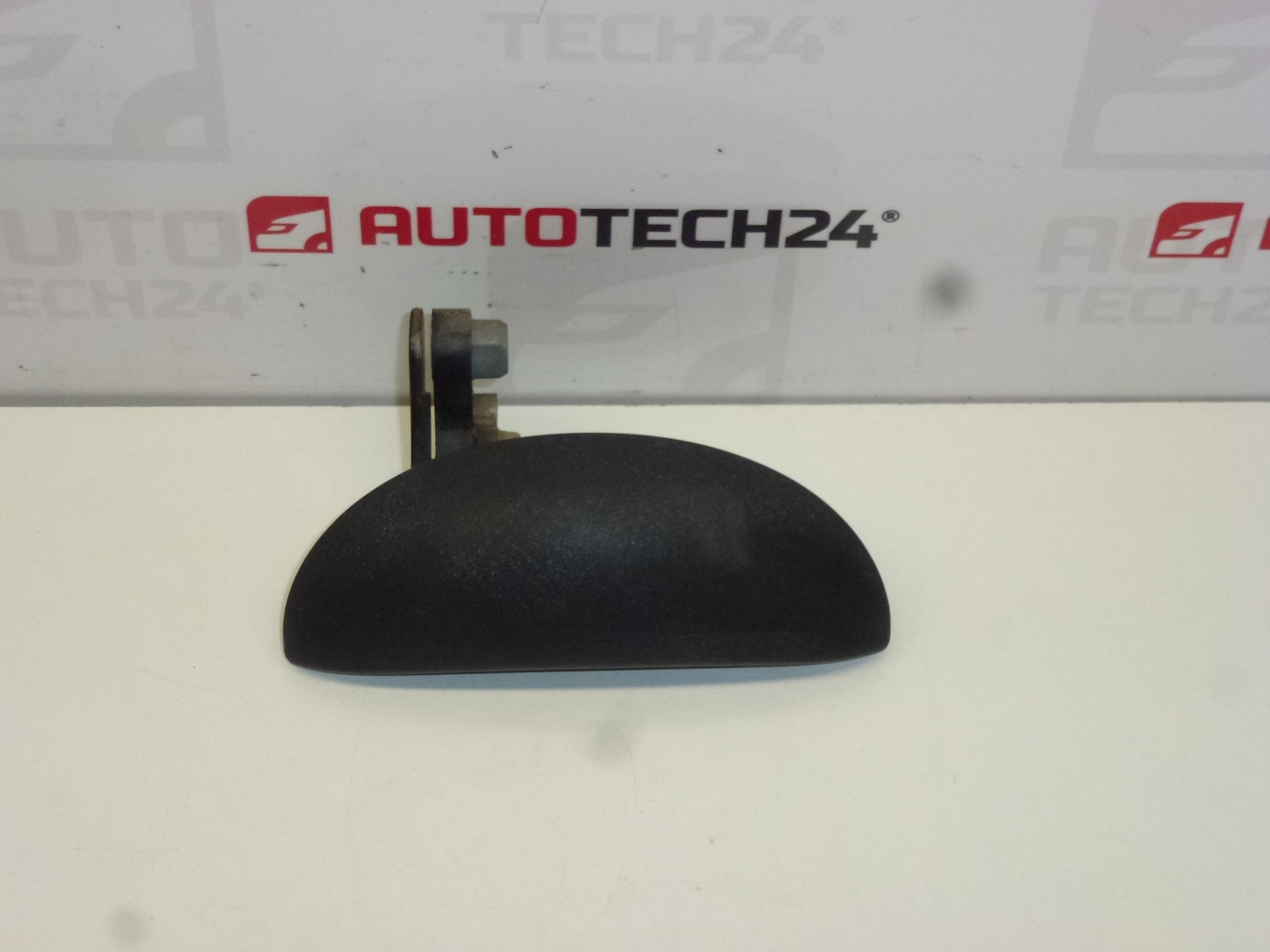 Klamka drzwi przednich prawych Citroën C1 Peugeot 107 9101AG