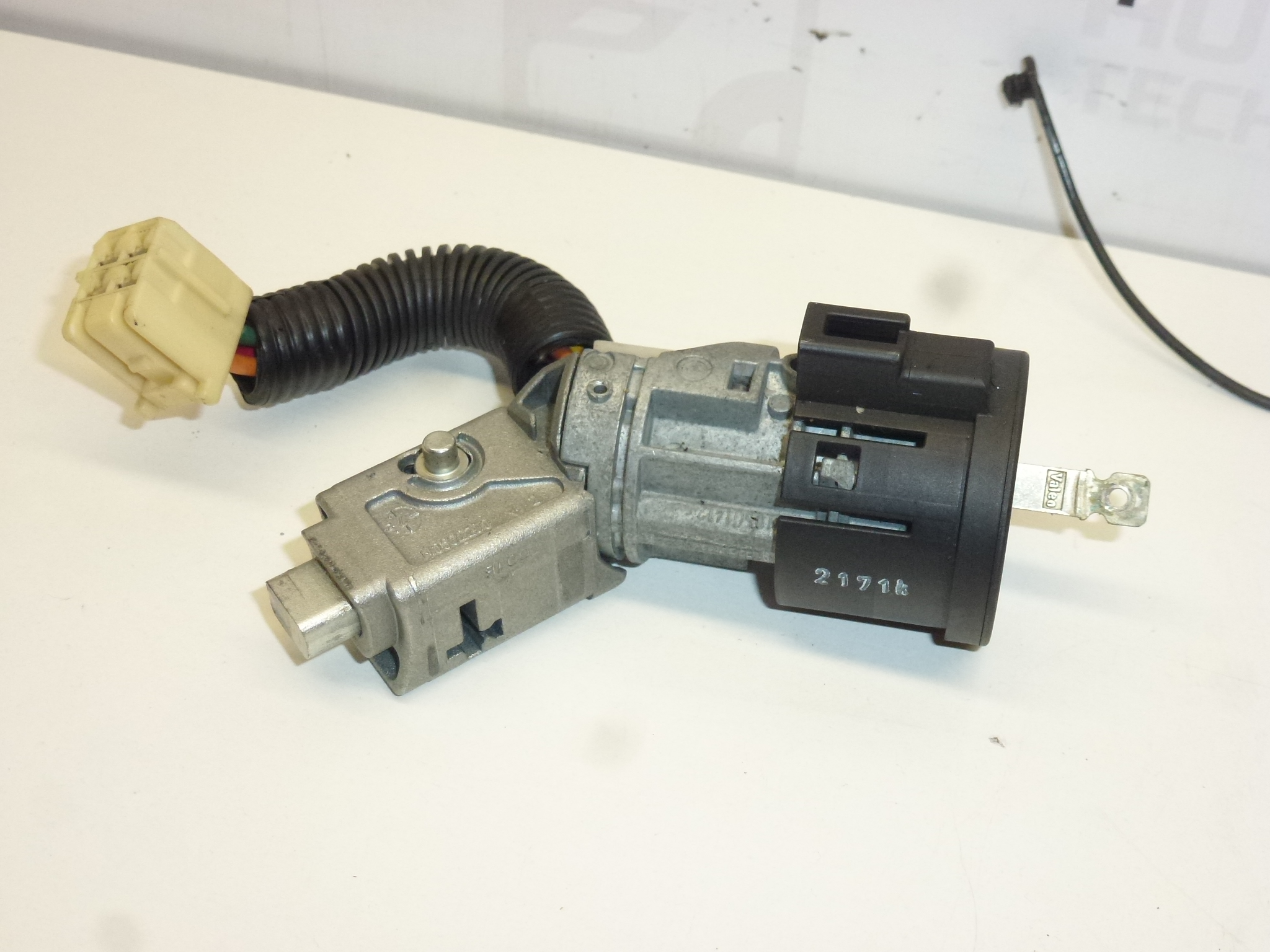 Komplet zamków i jedna blaszka Citroën C1 Peugeot 107 4162FH 1608745780