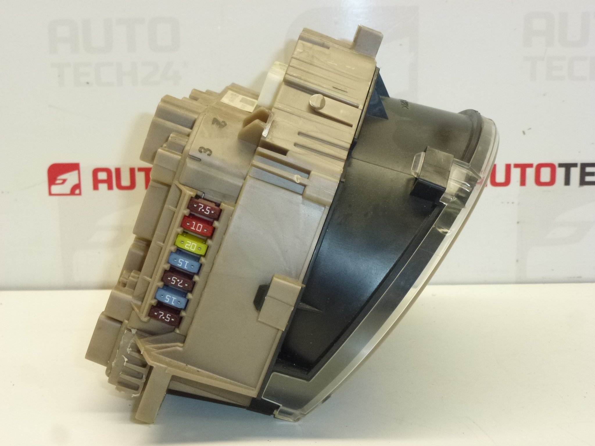 Prędkościomierz Citroën C1 Peugeot 107 przebieg 164000 km 83800-0H011-A 6105F0 6103AT