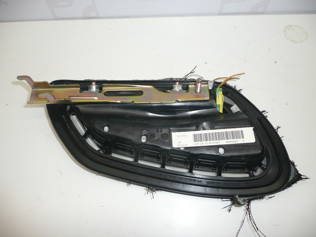 Poduszka powietrzna siedzenia prawa Peugeot 206 96484354ZR 8216AA