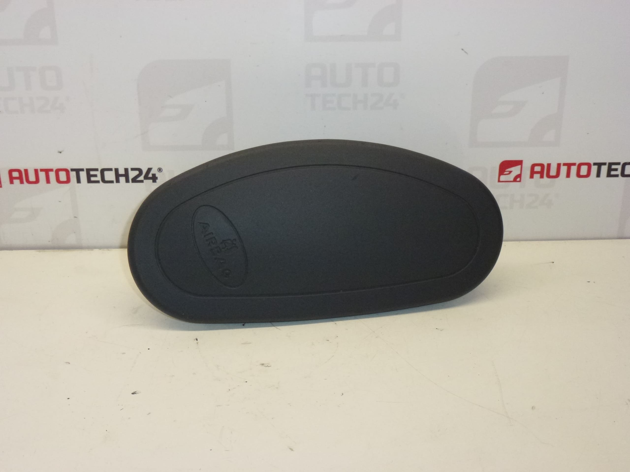 Fotel kierowcy z poduszką powietrzną Citroën C5 96358187ZK 8216H8