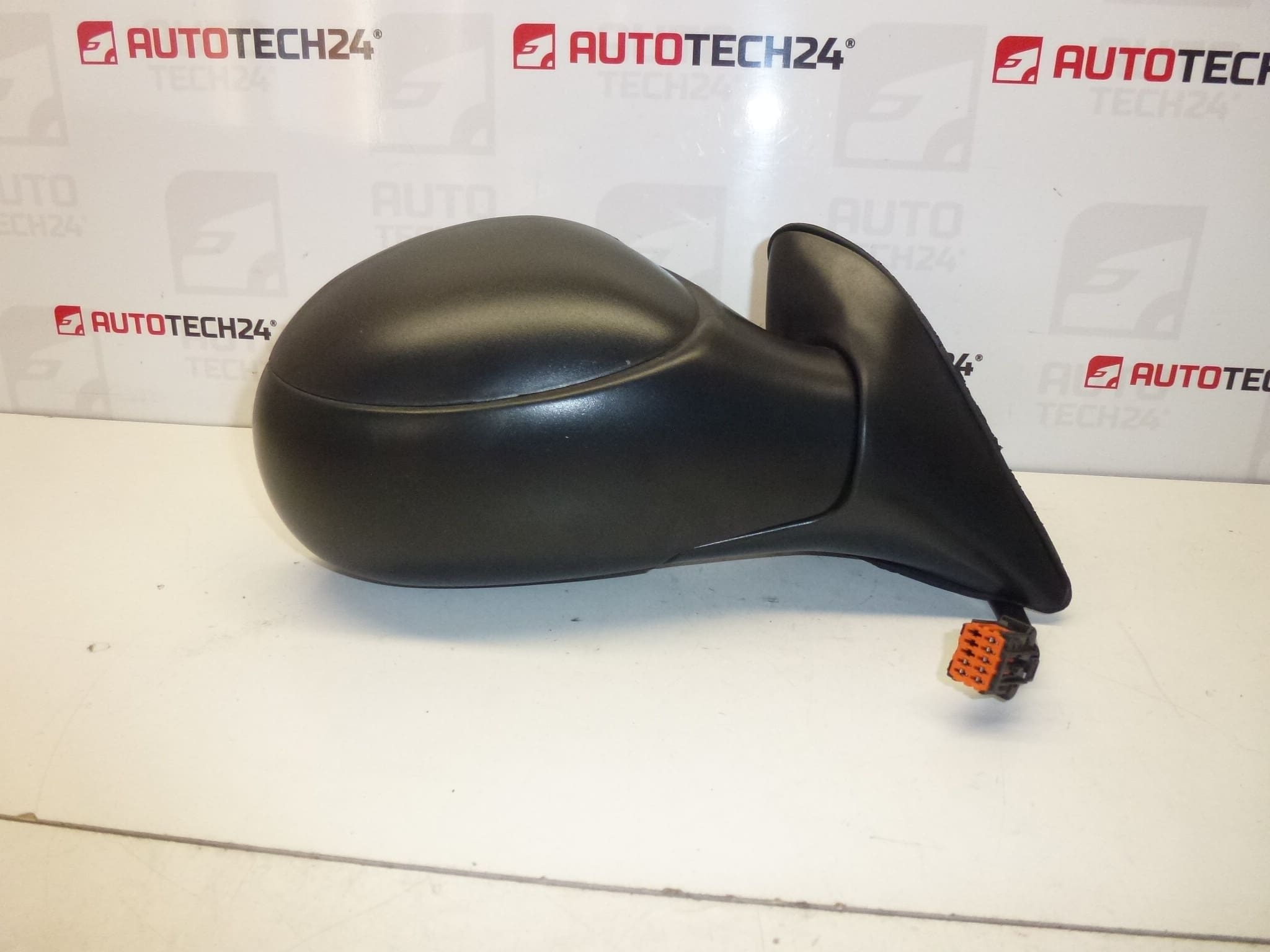 Lusterko prawe Citroën Xsara Picasso komplet 96570955XT 815351
