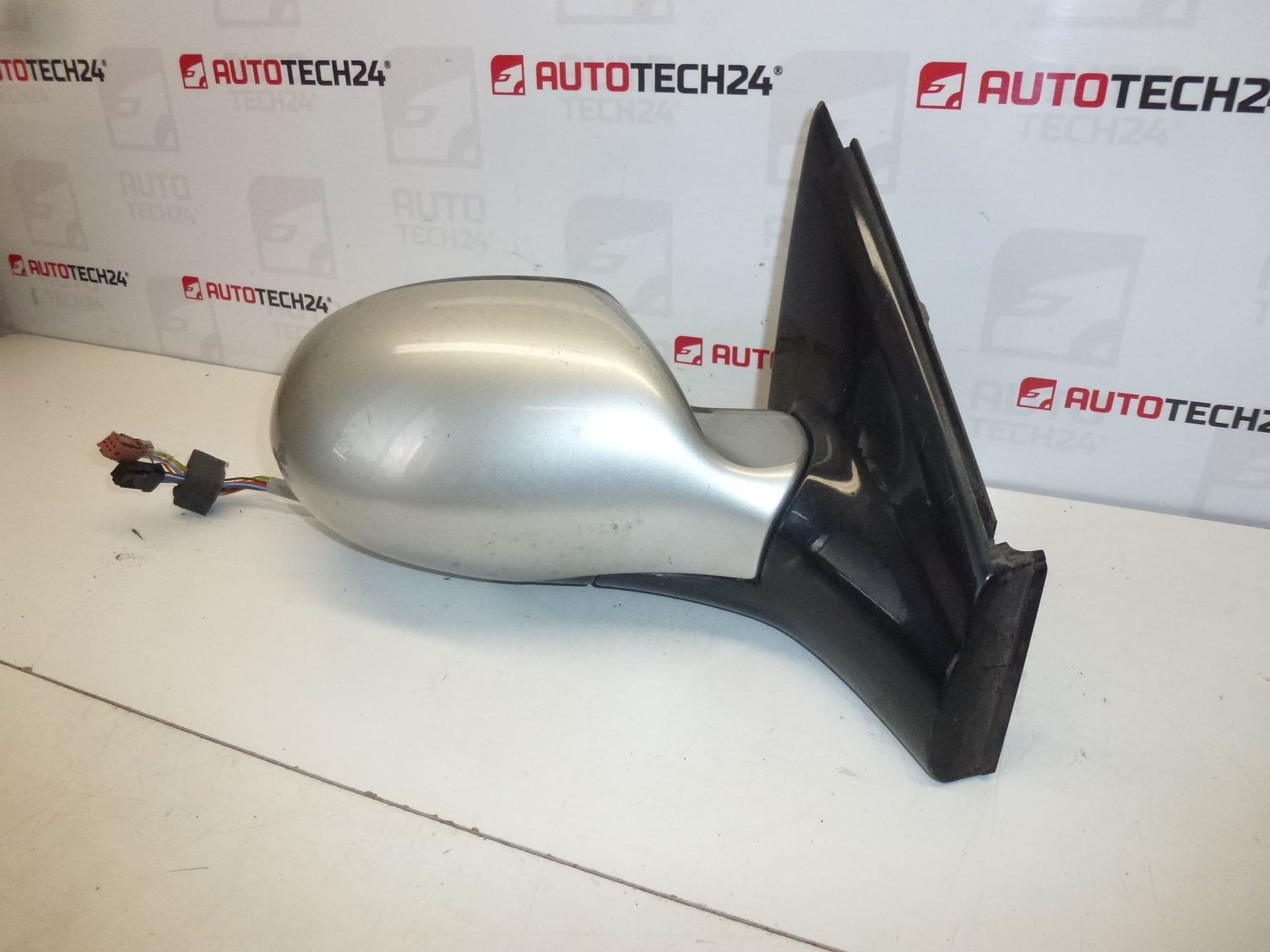 Lusterko wsteczne prawe Citroën C5 do 2004 składane elektrycznie EZRC 8149WJ