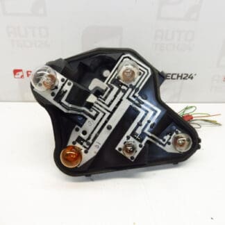 Oprawka żarówki lampy tylnej prawej z kawałkiem okablowania Peugeot 207 SW 6351CT