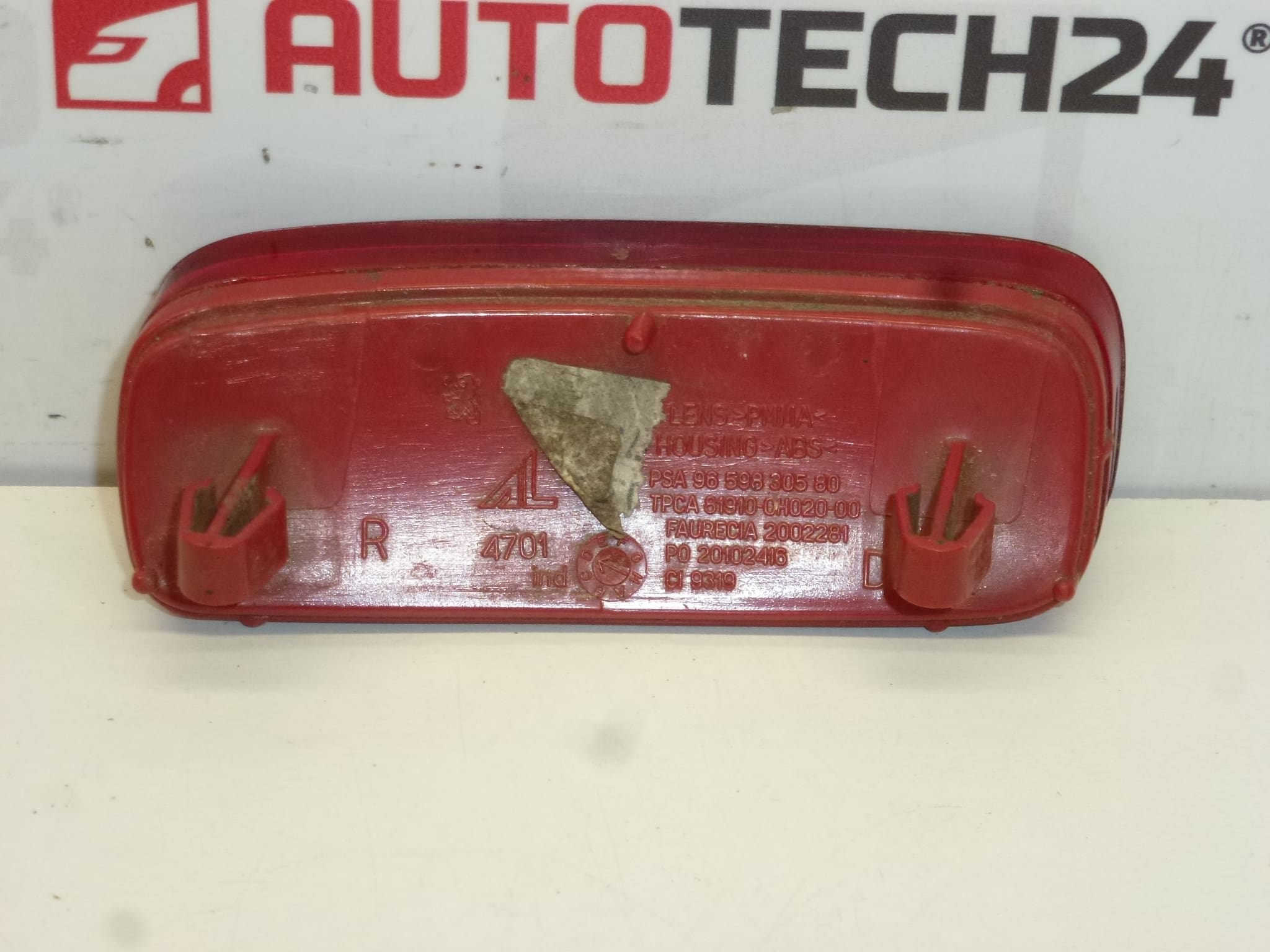 Prawy Odbłyśnik Citroën C1 Peugeot 107 9659830580 - obrazek 2