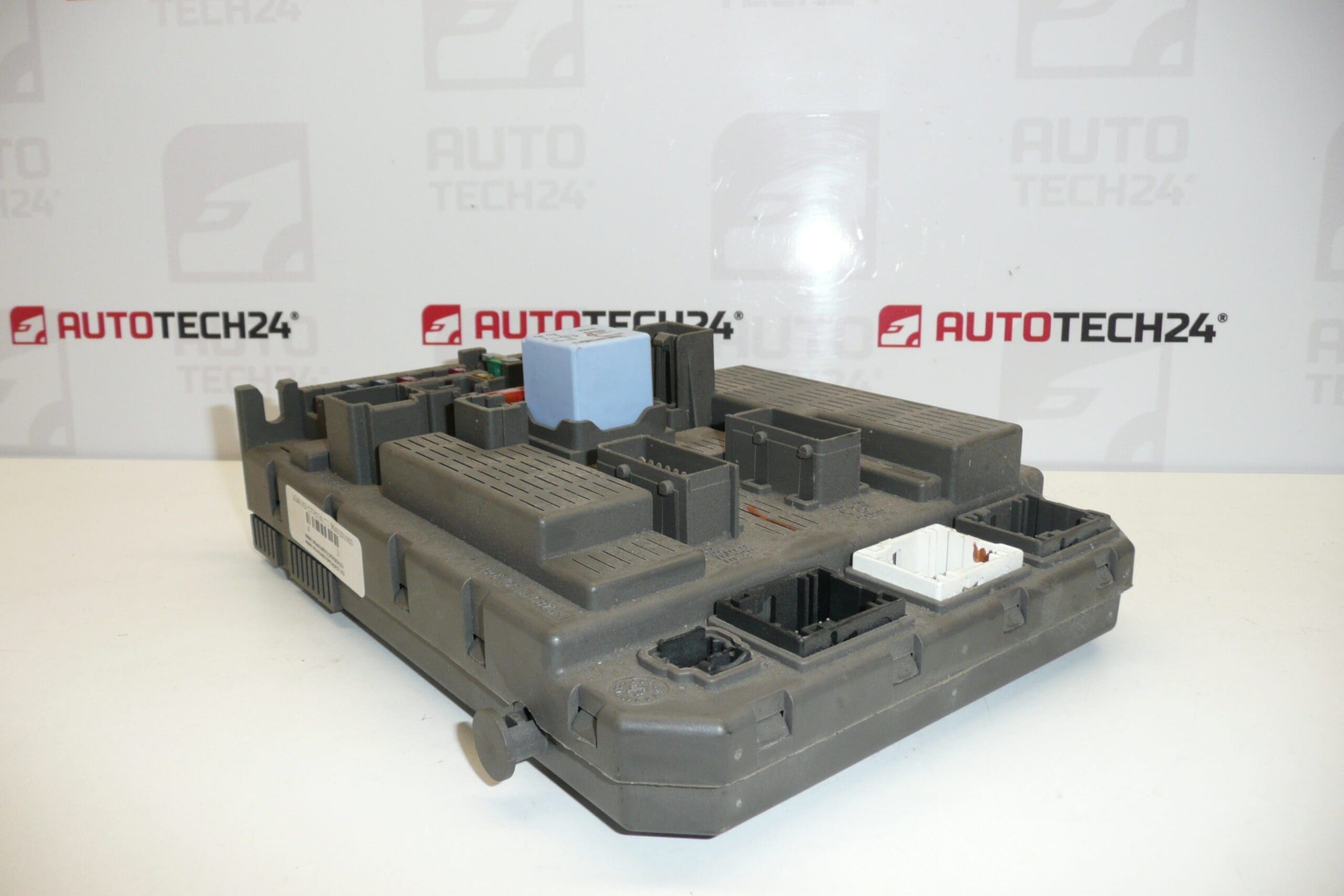 ECU LEAR BSI Citroën C8 Peugeot 807 9651938380 - obrazek 2