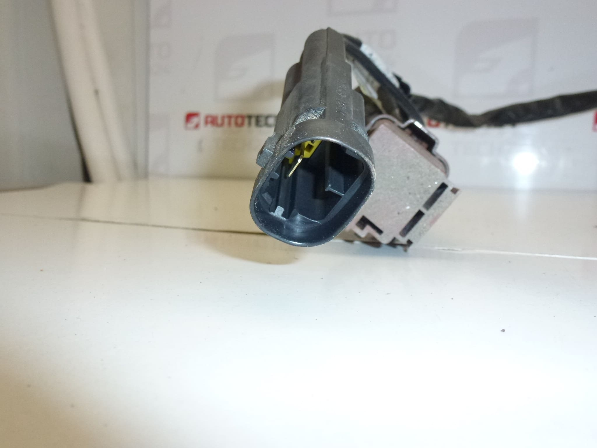 Używany wentylator chłodnicy Citroën/Peugeot 1253R8 - obrazek 2