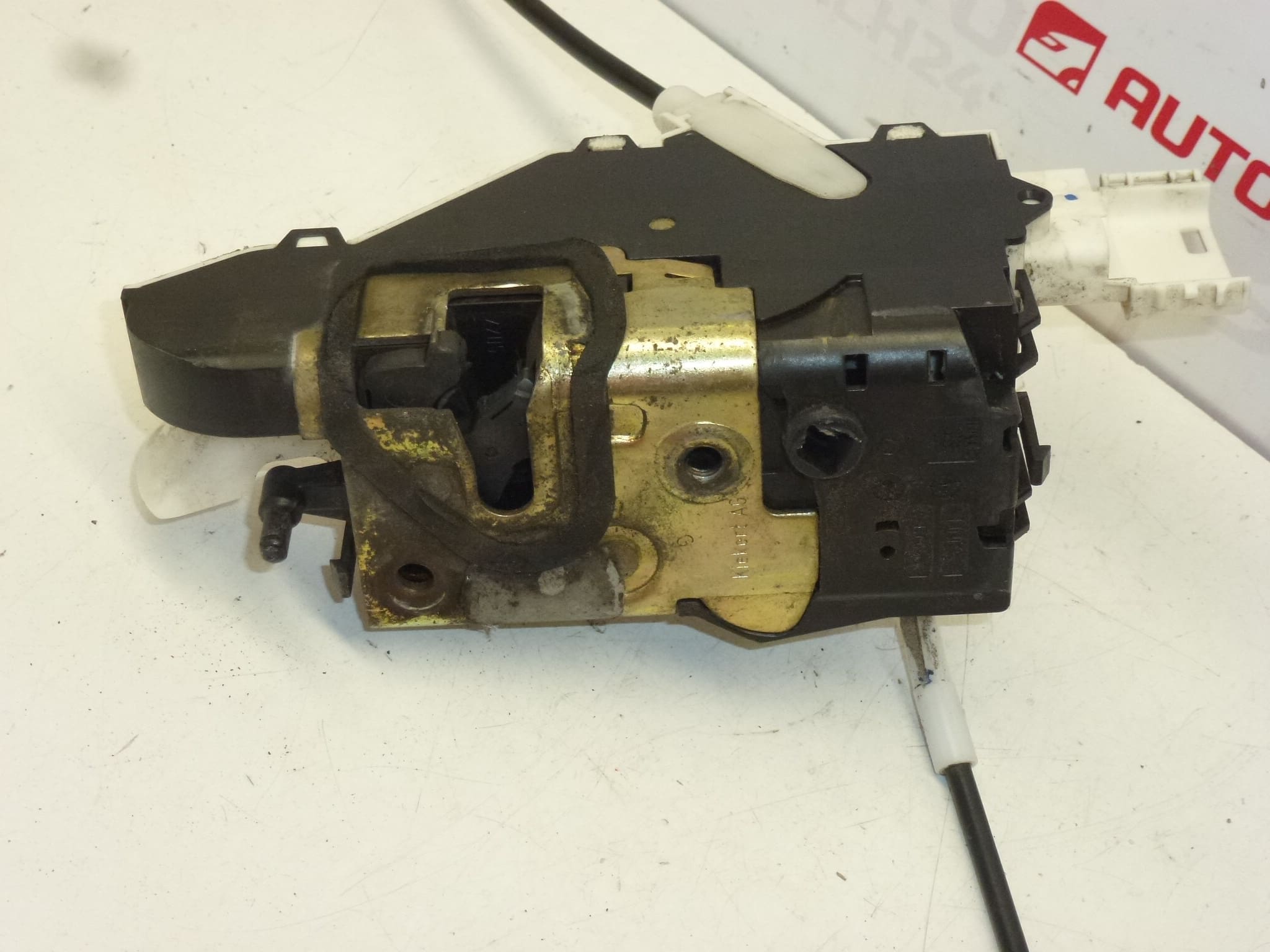 Zamek drzwi lewy Peugeot 407 9659739880 9135AY - obrazek 2