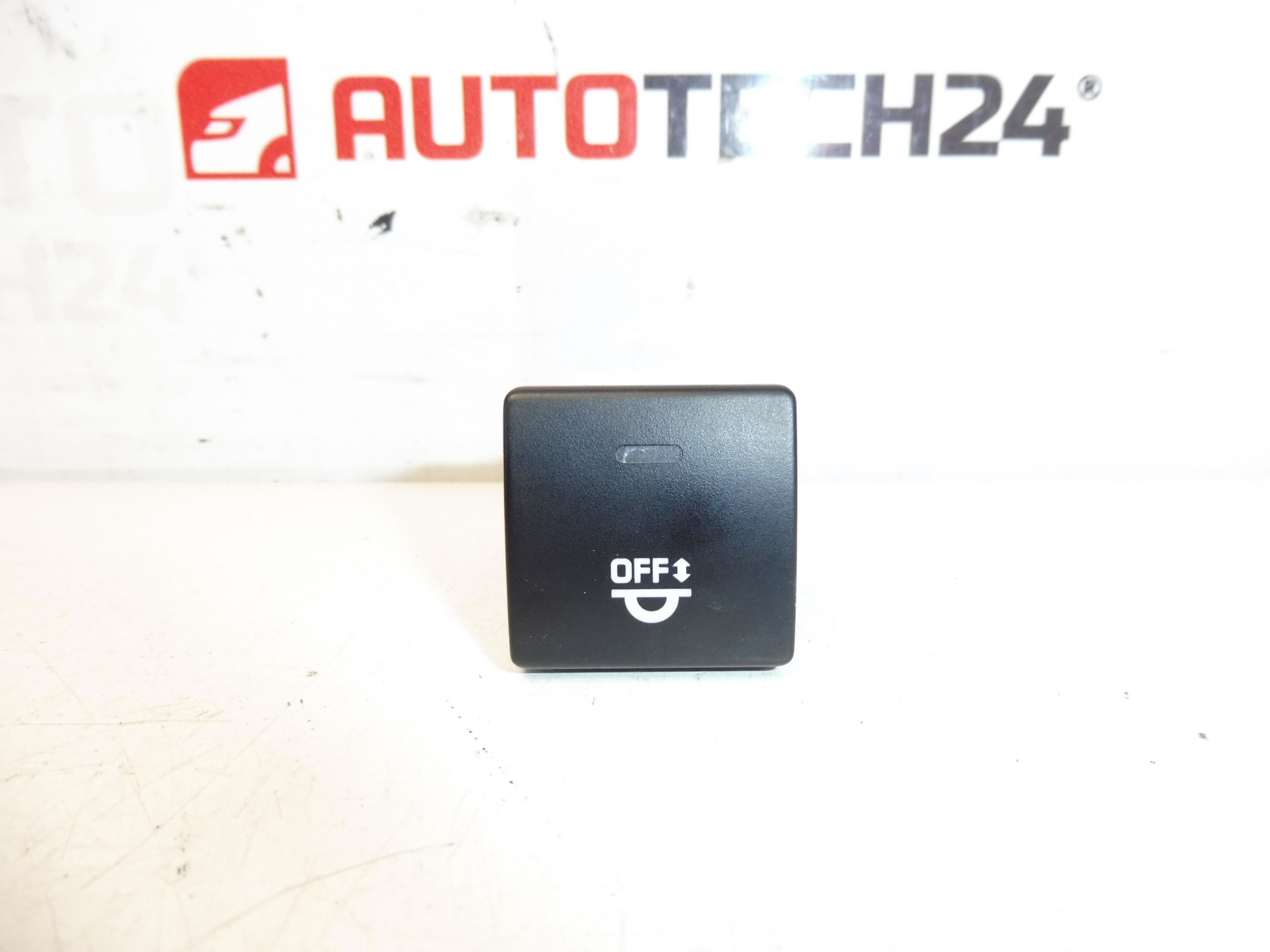 Ovladač wysokości zawieszenia Citroën C4 Picasso 96592637XT 5273F7